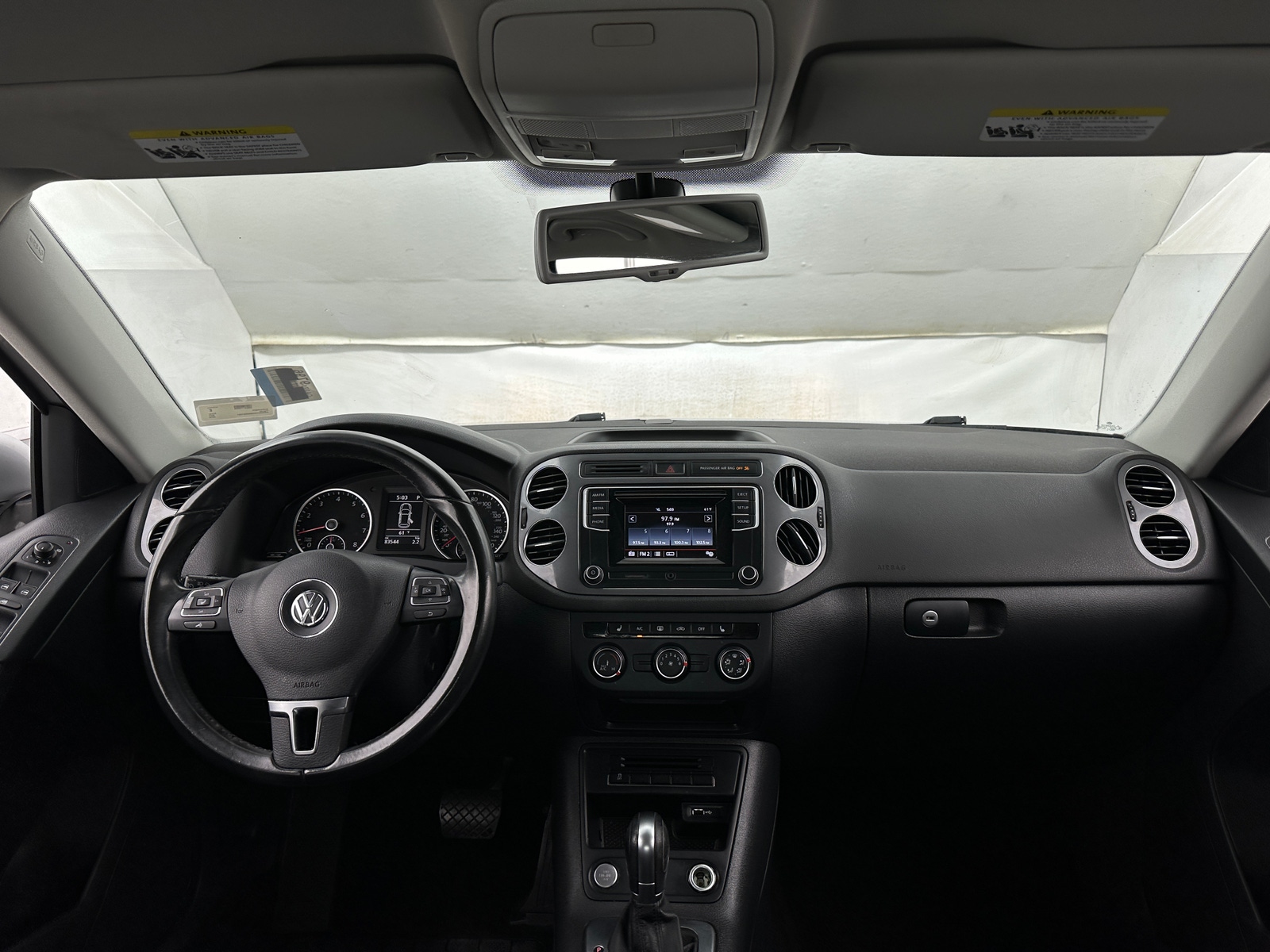 Thumbnail: 2016 Volkswagen Tiguan - 3