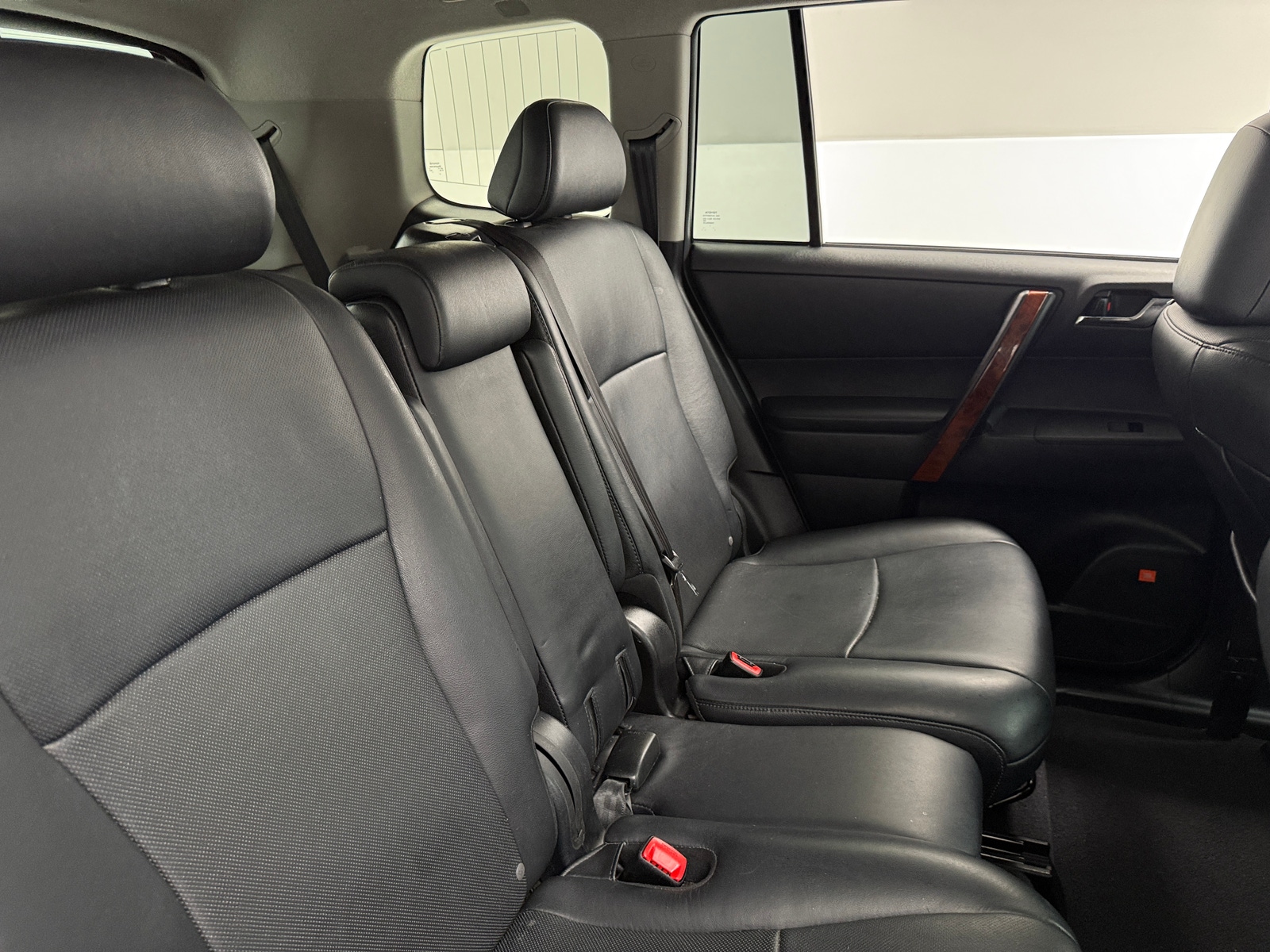 Thumbnail: 2013 Toyota Highlander - 5