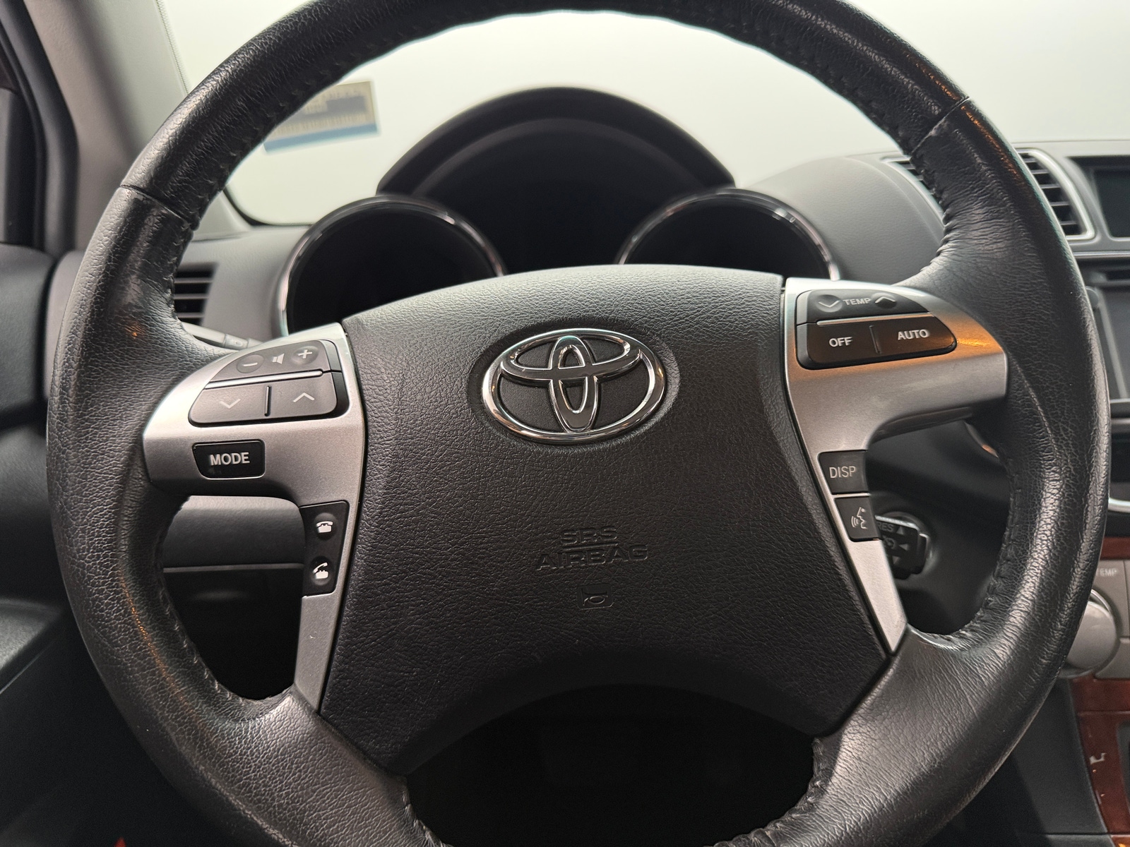 Thumbnail: 2013 Toyota Highlander - 4