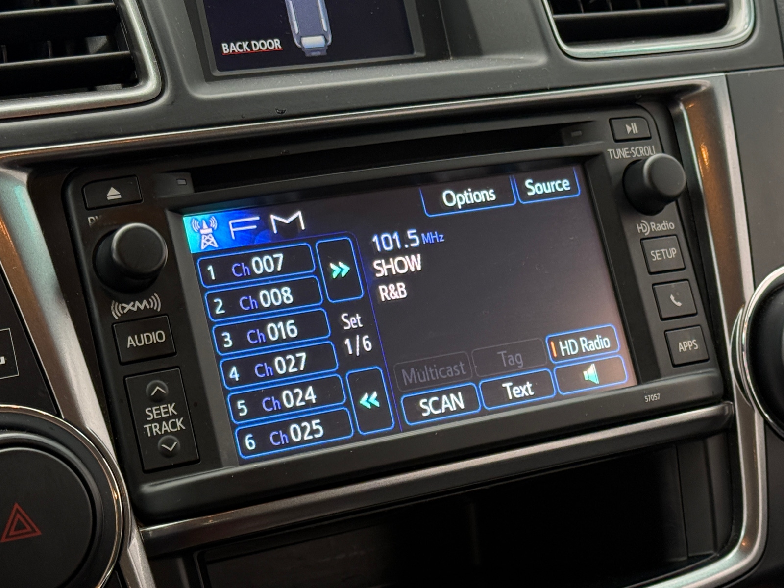 Thumbnail: 2013 Toyota Highlander - 3