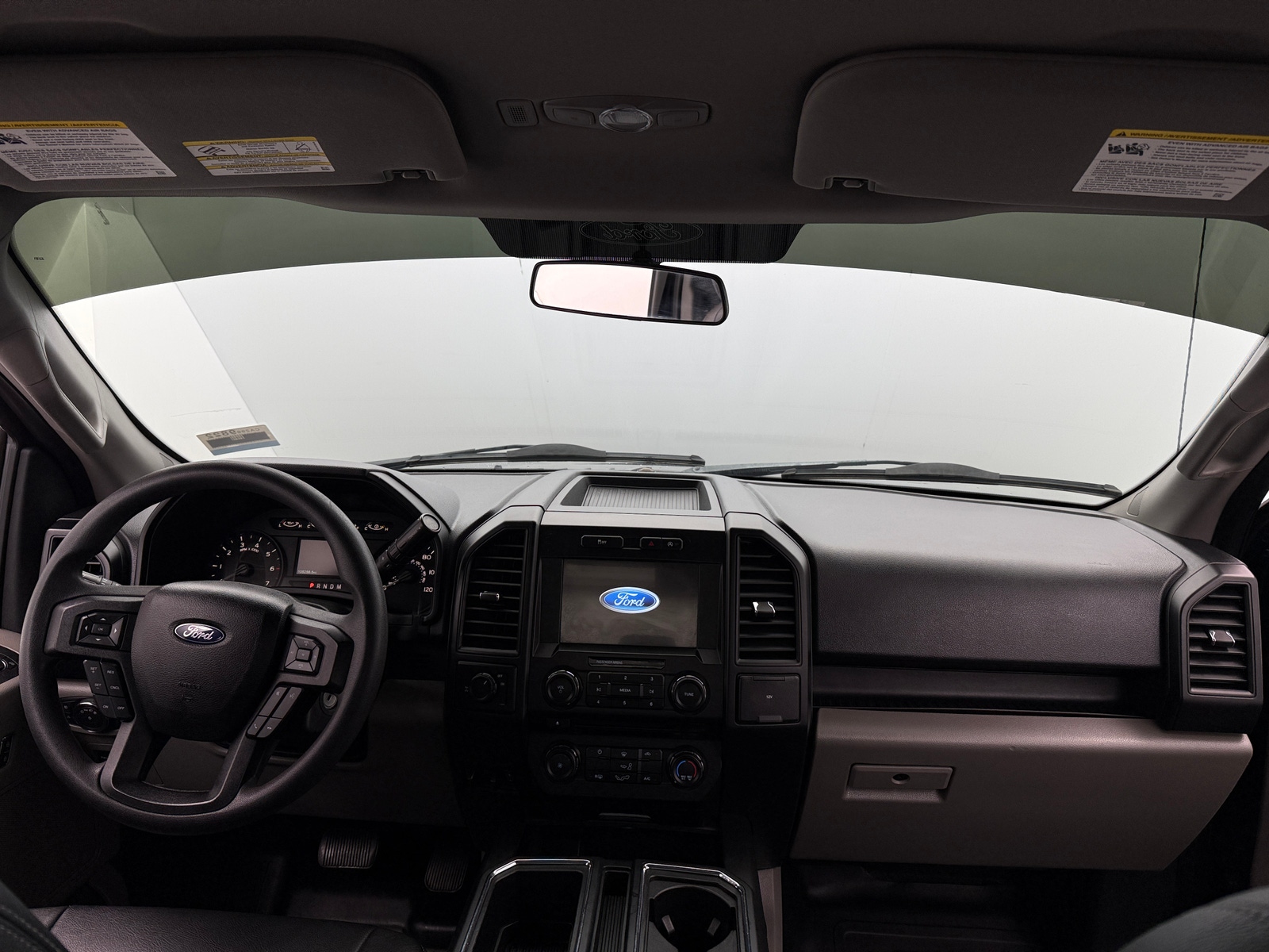 Thumbnail: 2018 Ford Econoline - 3