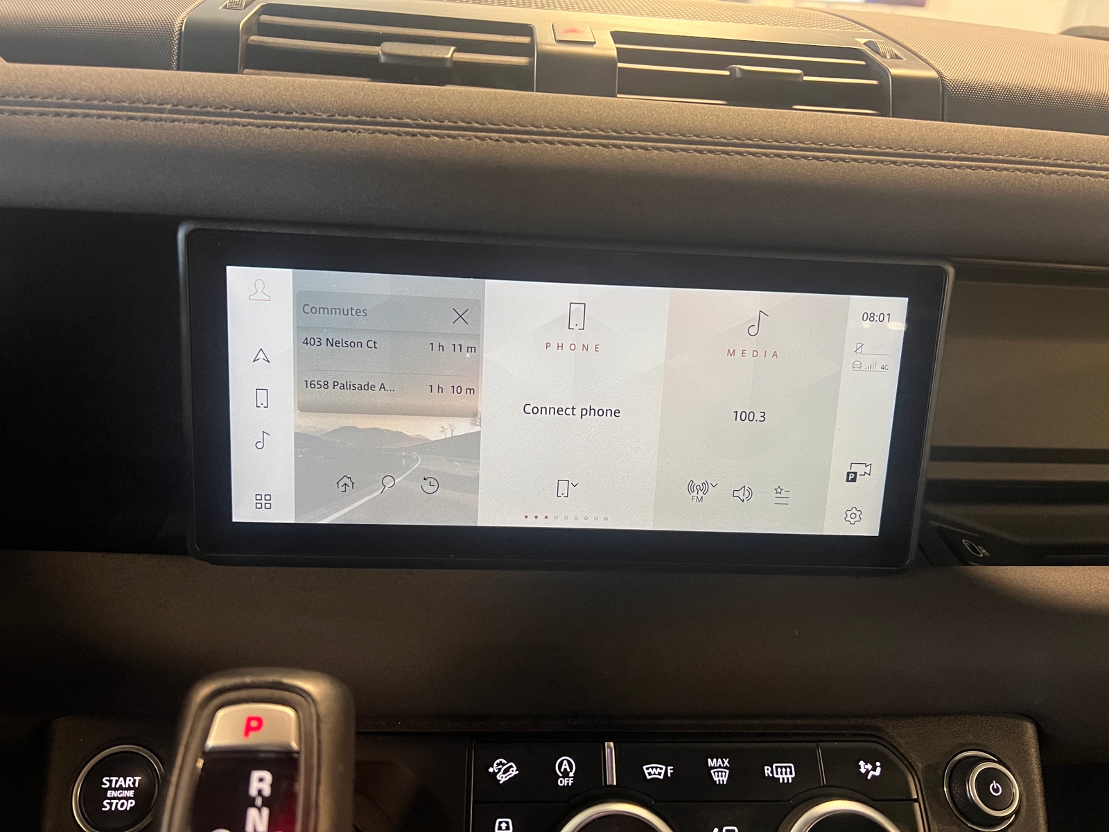 Thumbnail: 2023 Land Rover Defender - 4