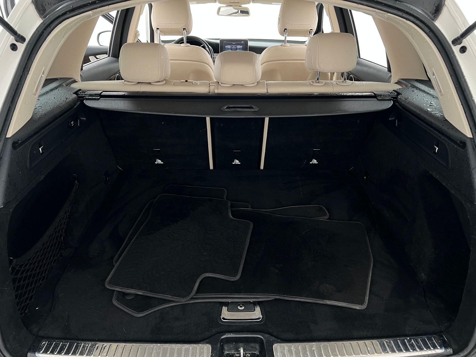 Thumbnail: 2016 Mercedes-Benz GLC - 6