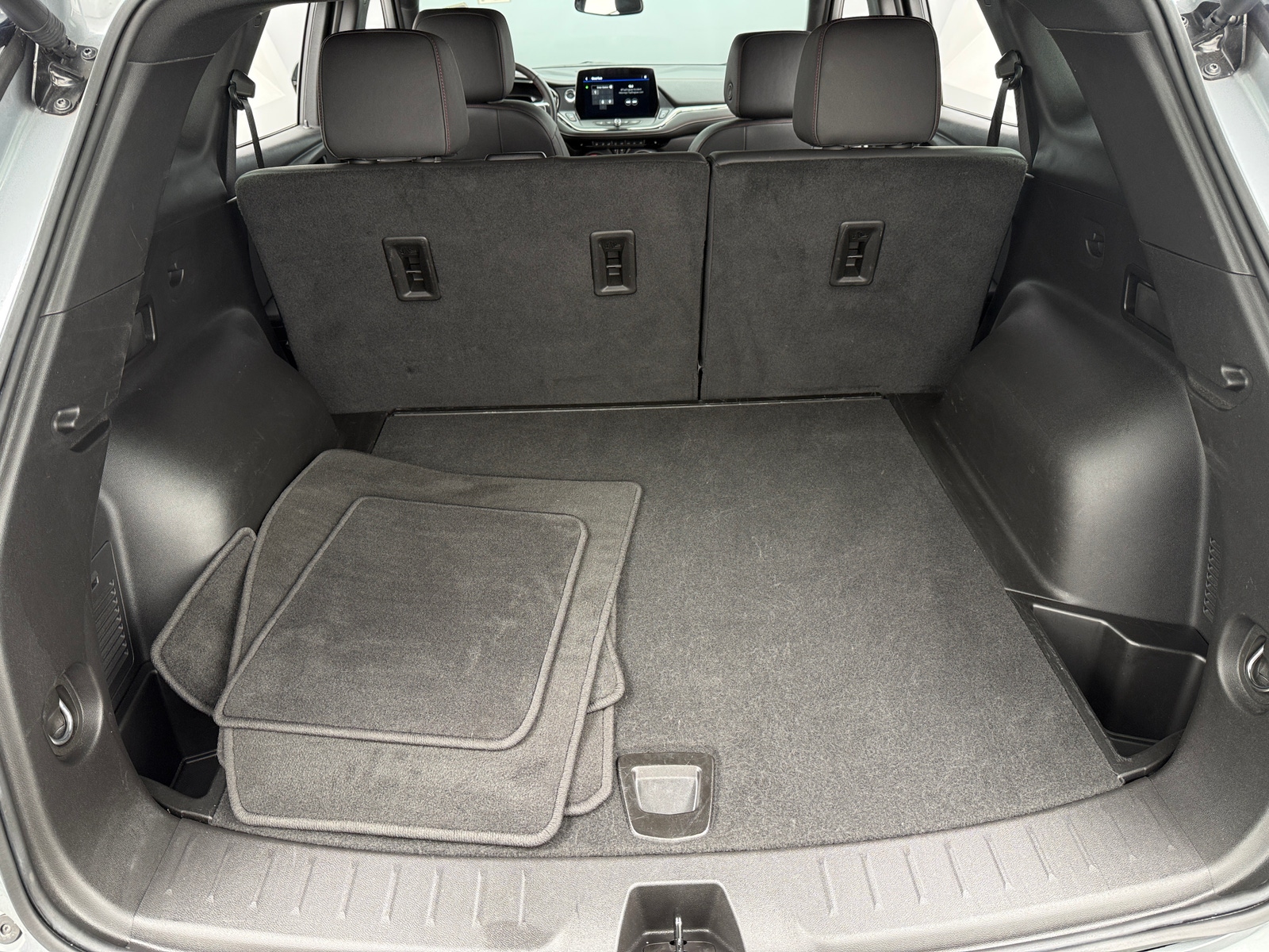 Thumbnail: 2025 Chevrolet Blazer - 6