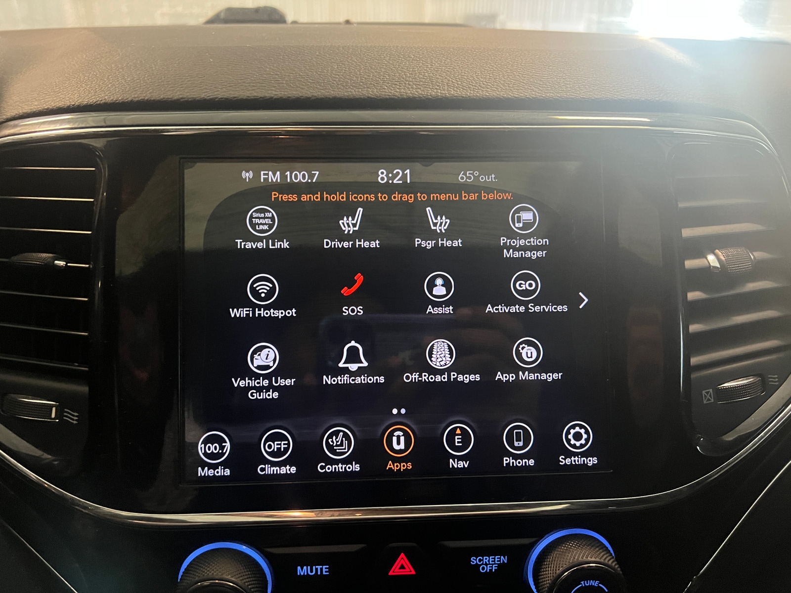 Thumbnail: 2019 Jeep Grand Cherokee - 3