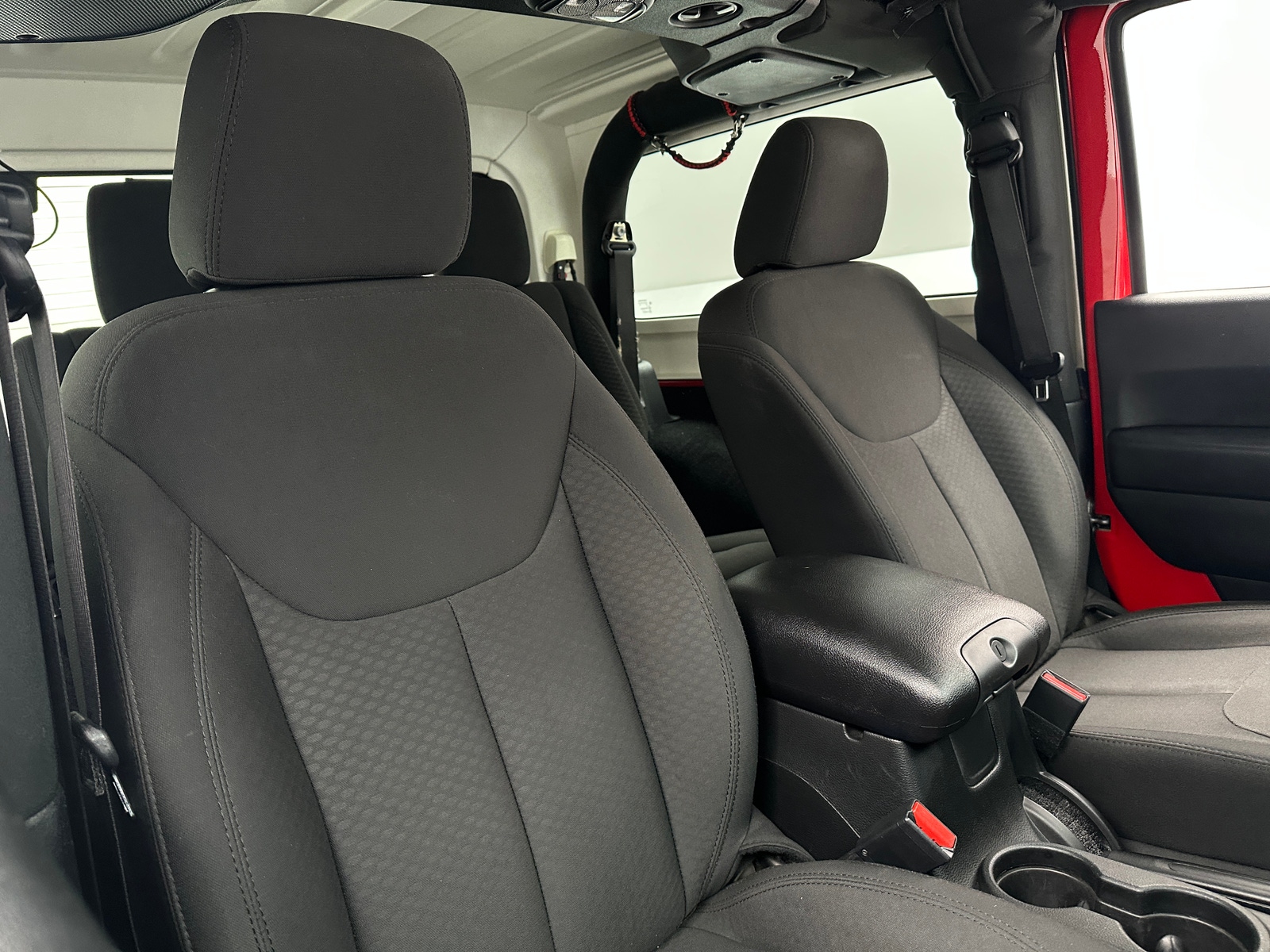 Thumbnail: 2017 Jeep Wrangler - 2