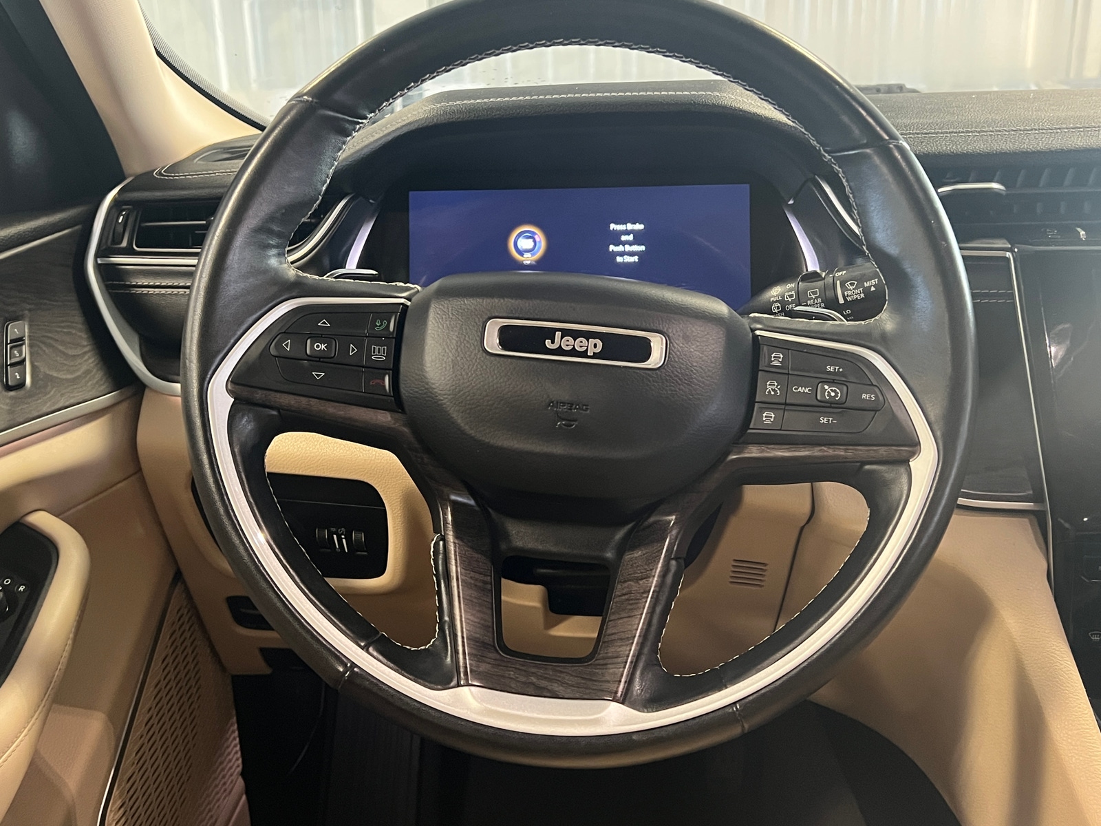 Thumbnail: 2021 Jeep Grand Cherokee L - 4