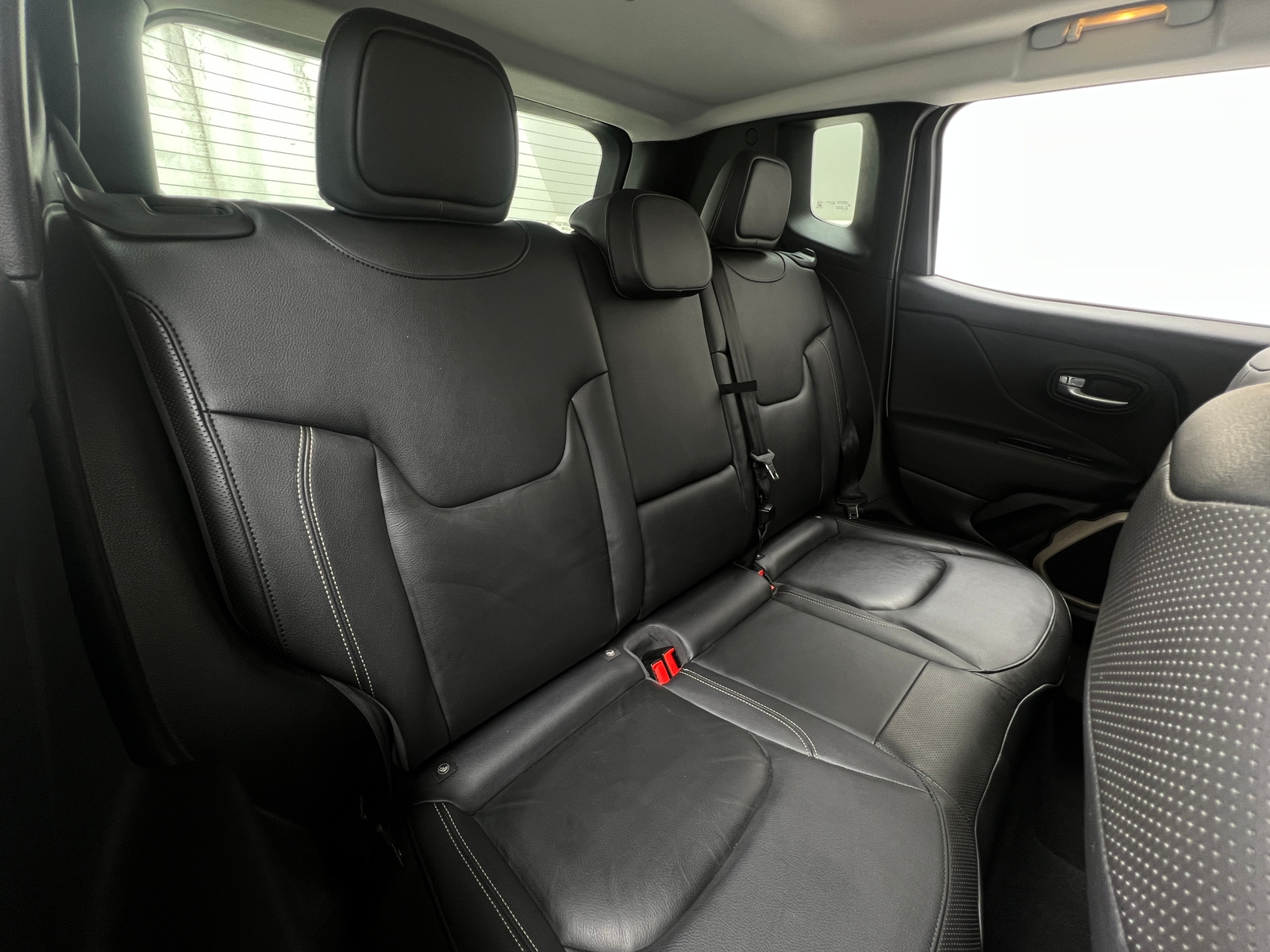 Thumbnail: 2017 Jeep Renegade - 5