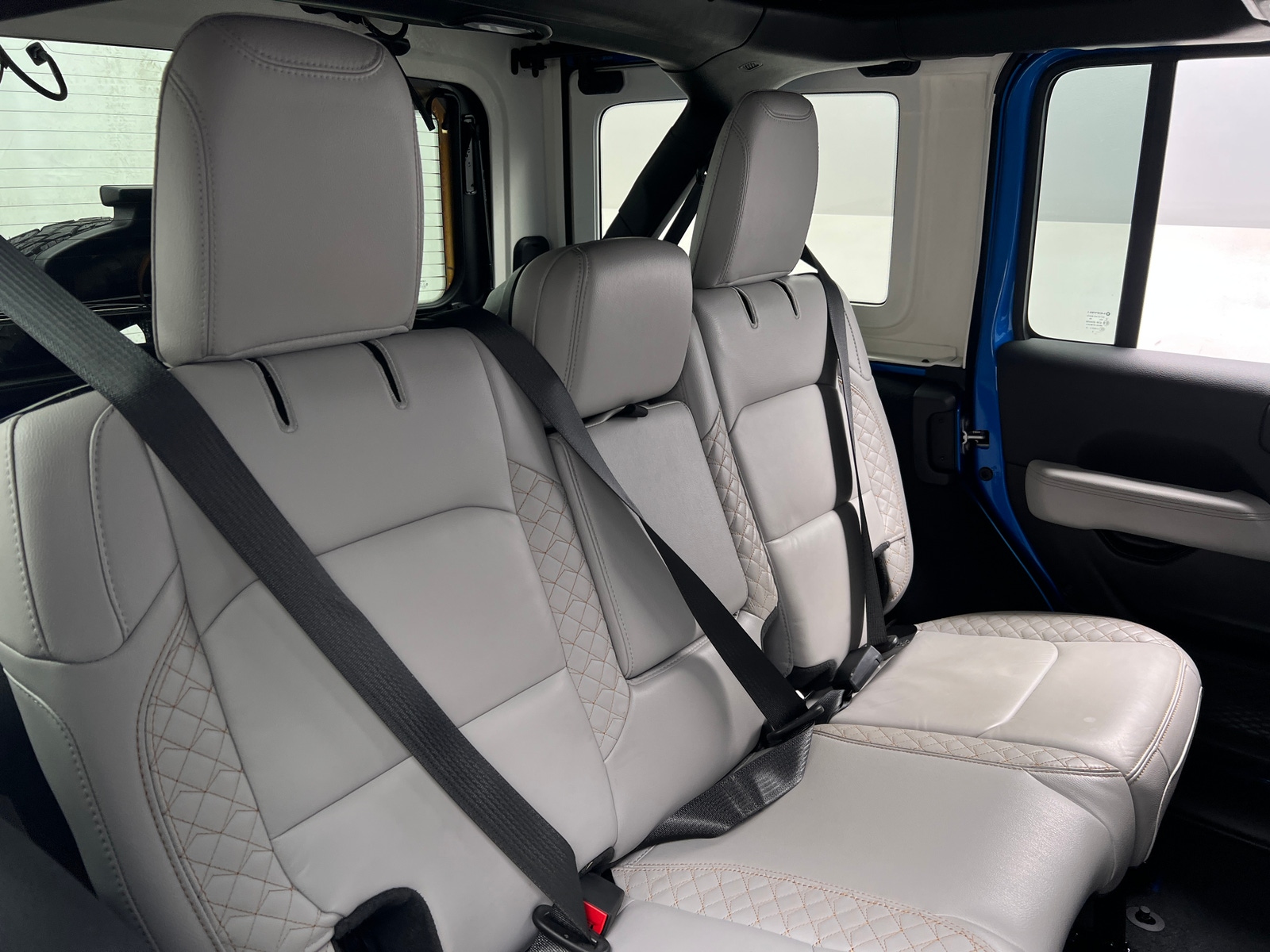 Thumbnail: 2022 Jeep Wrangler - 5