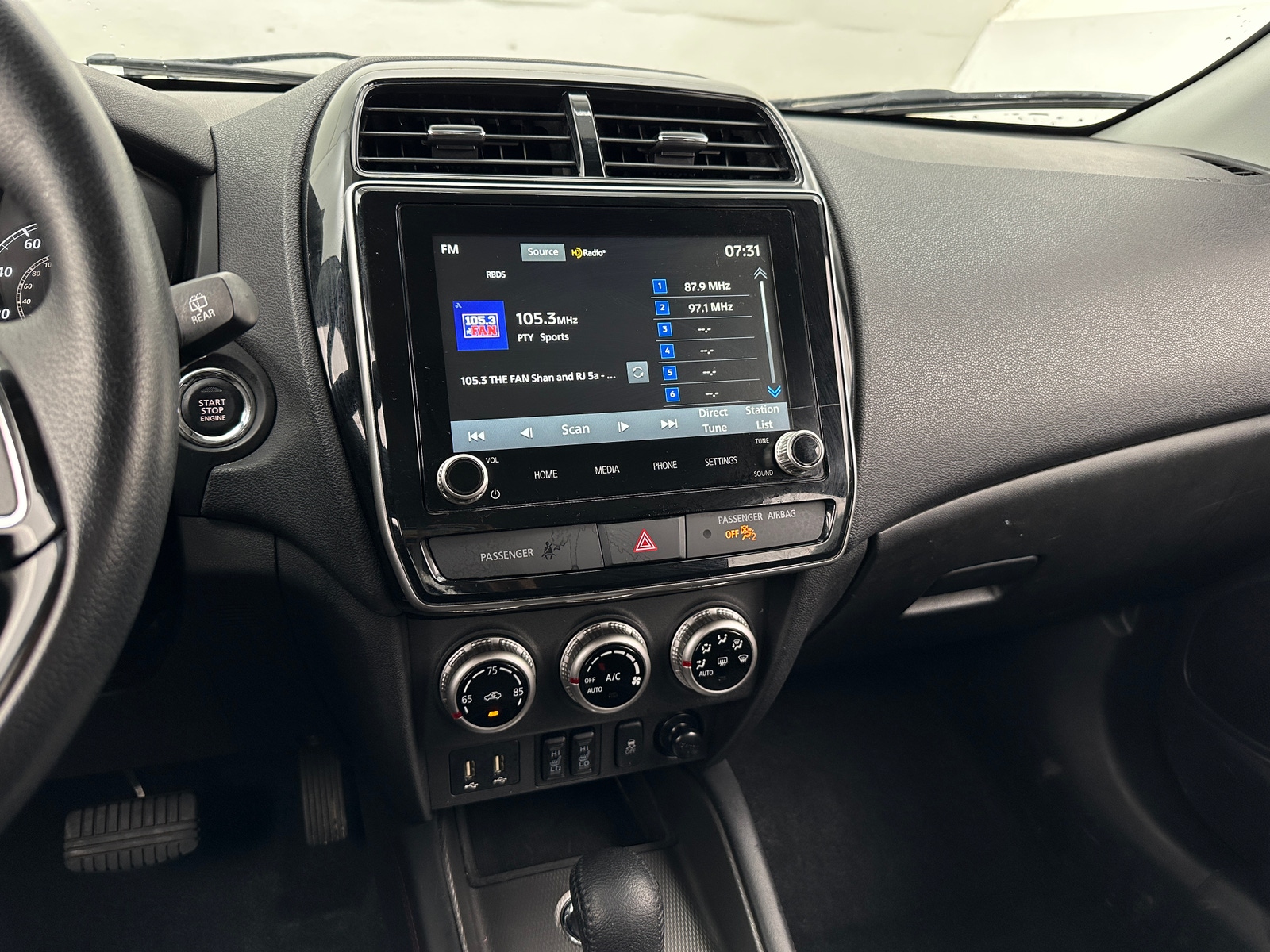 Thumbnail: 2024 Mitsubishi Outlander Sport - 3