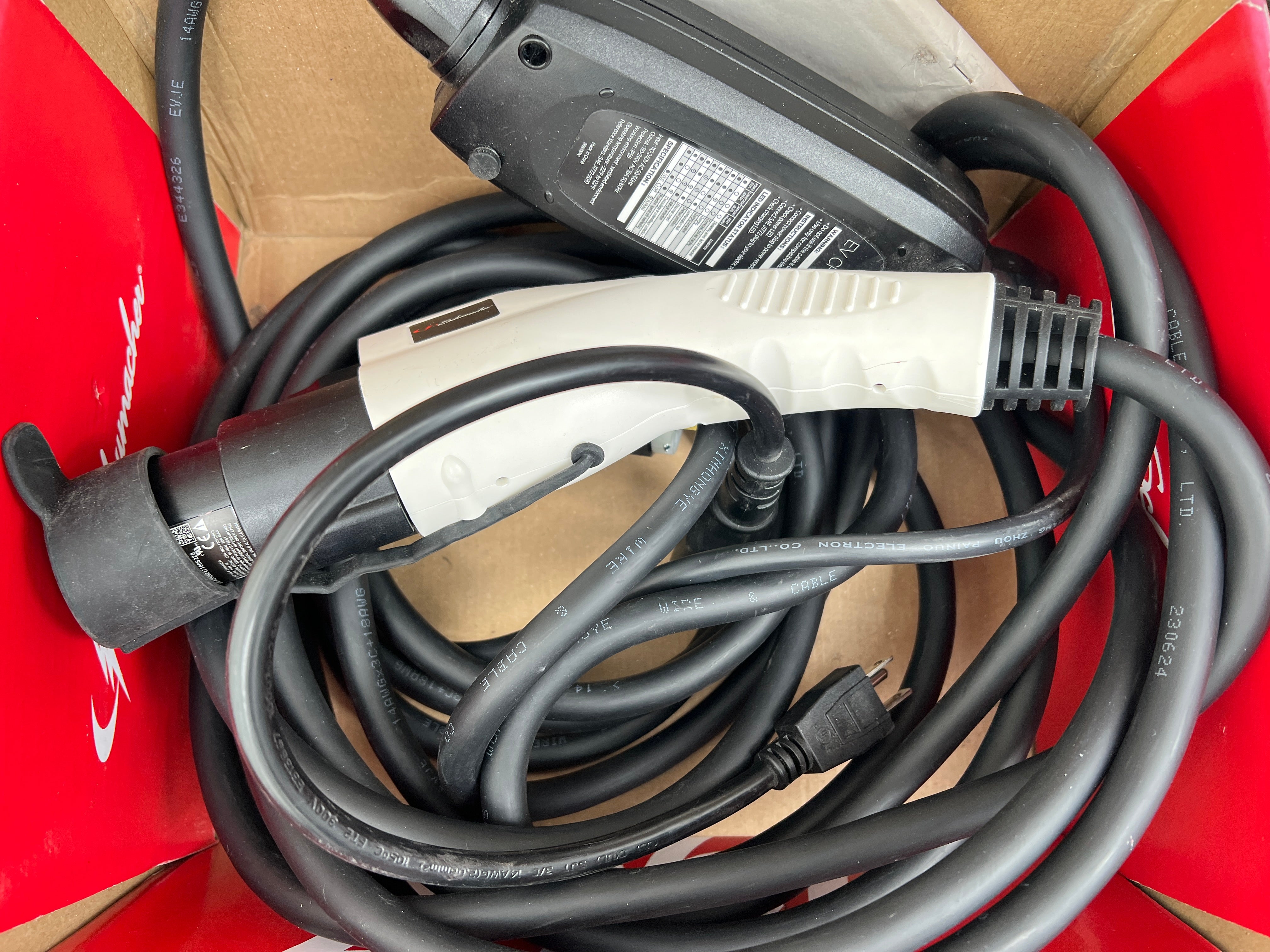 Used 2020 Hyundai Kona EV Ultimate with VIN KM8K53AG0LU072199 for sale in Oak Creek, WI