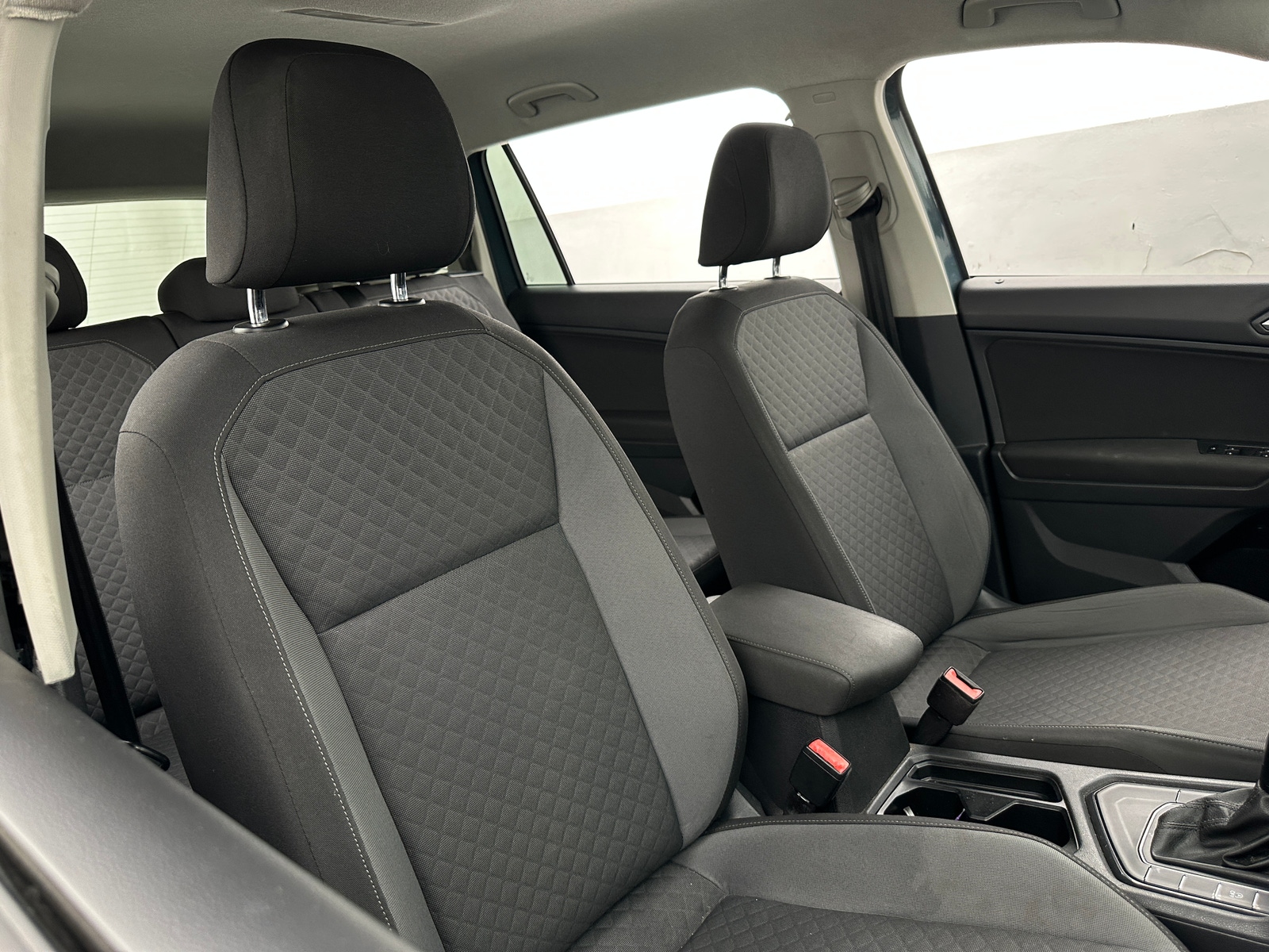 Thumbnail: 2019 Volkswagen Tiguan - 2