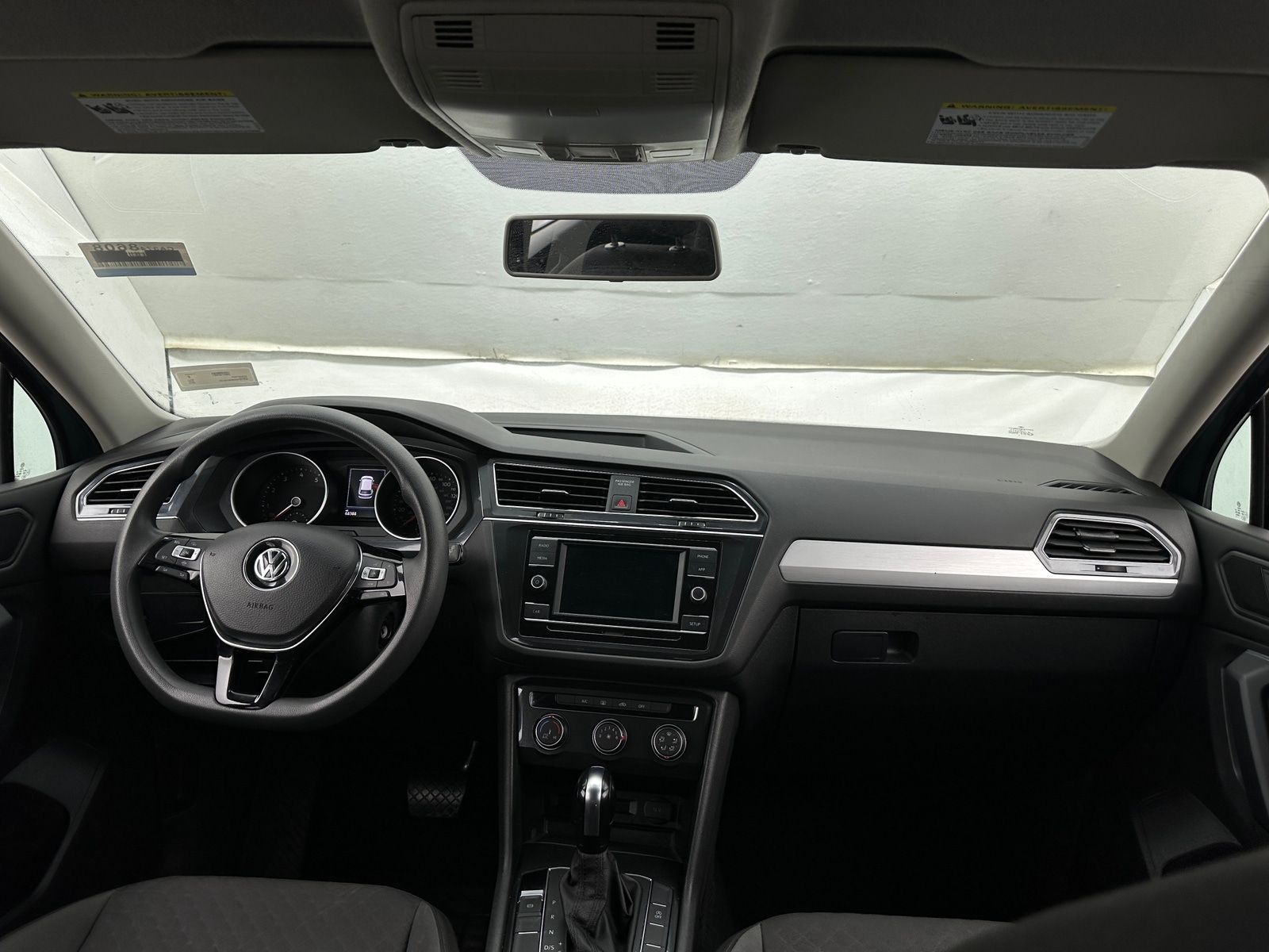 Thumbnail: 2019 Volkswagen Tiguan - 3