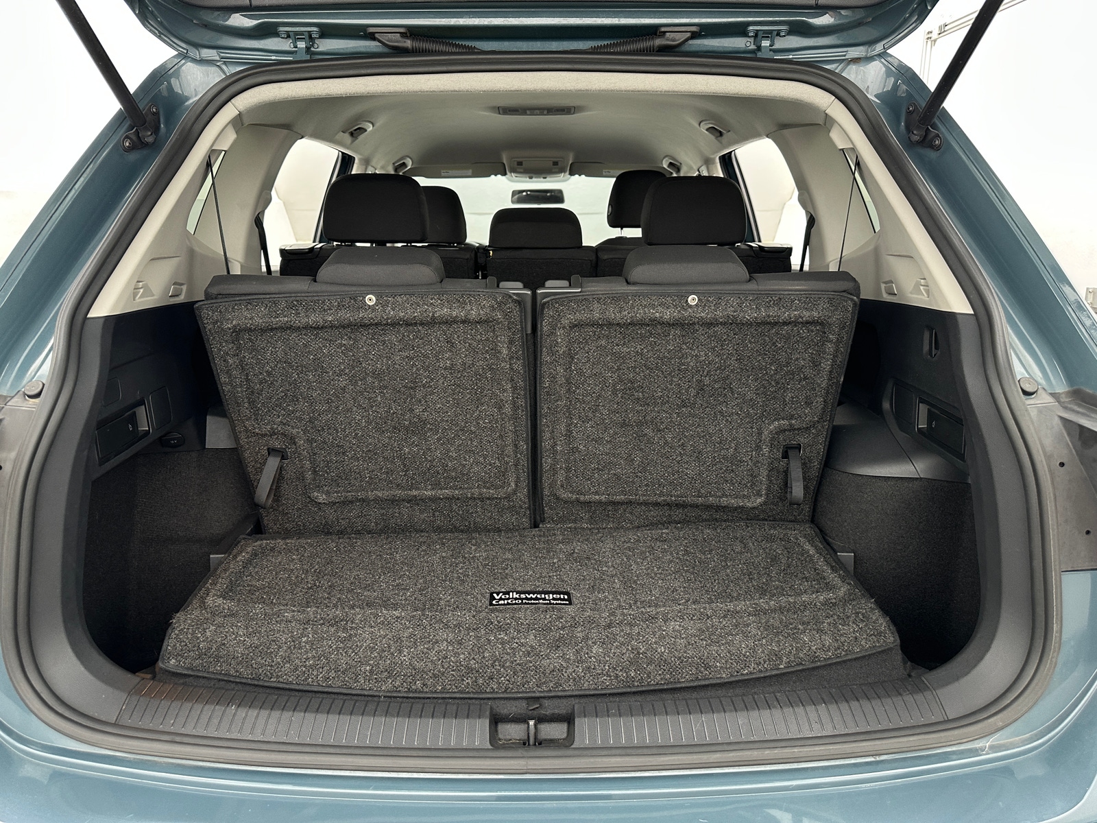 Thumbnail: 2019 Volkswagen Tiguan - 7