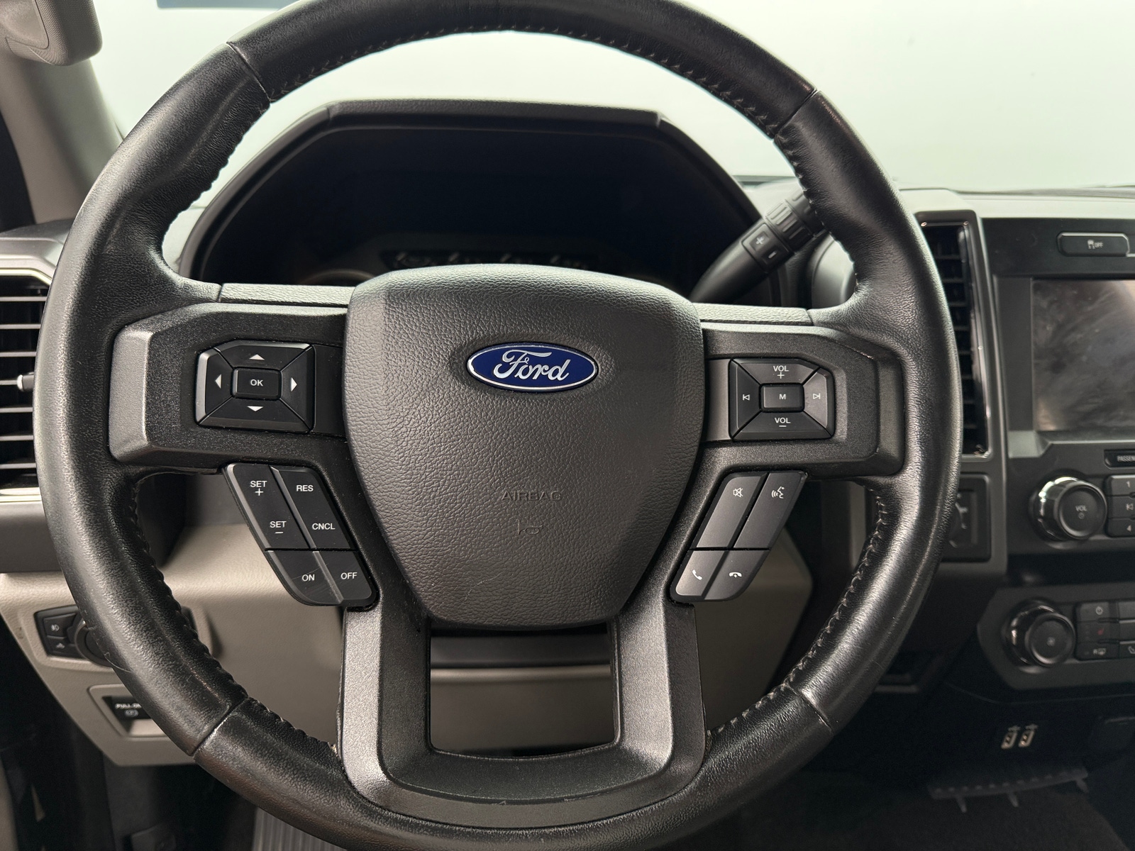 Thumbnail: 2020 Ford Econoline - 5