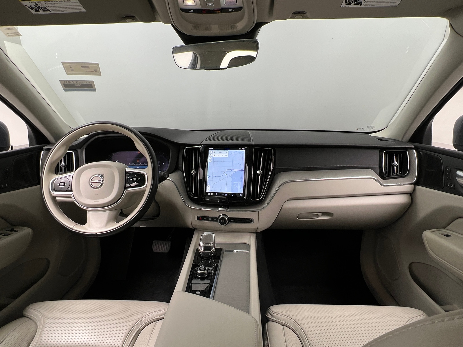Thumbnail: 2023 Volvo XC60 - 2