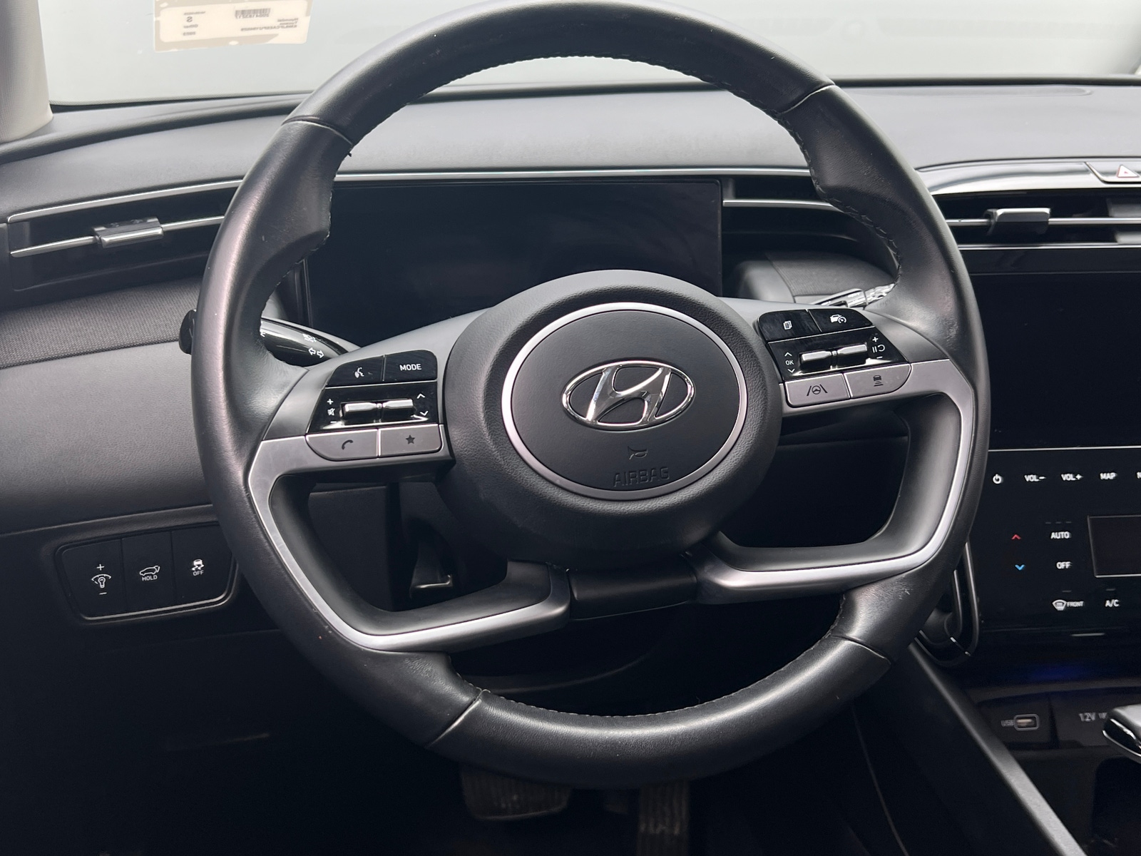 Thumbnail: 2023 Hyundai Tucson - 4