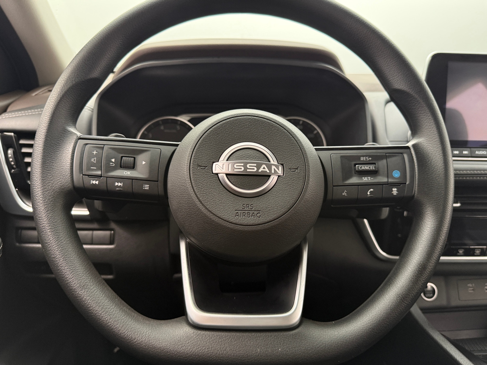 Thumbnail: 2022 Nissan Rogue - 5