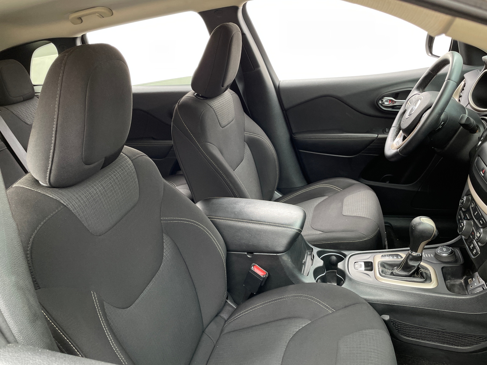 Thumbnail: 2015 Jeep Cherokee - 2