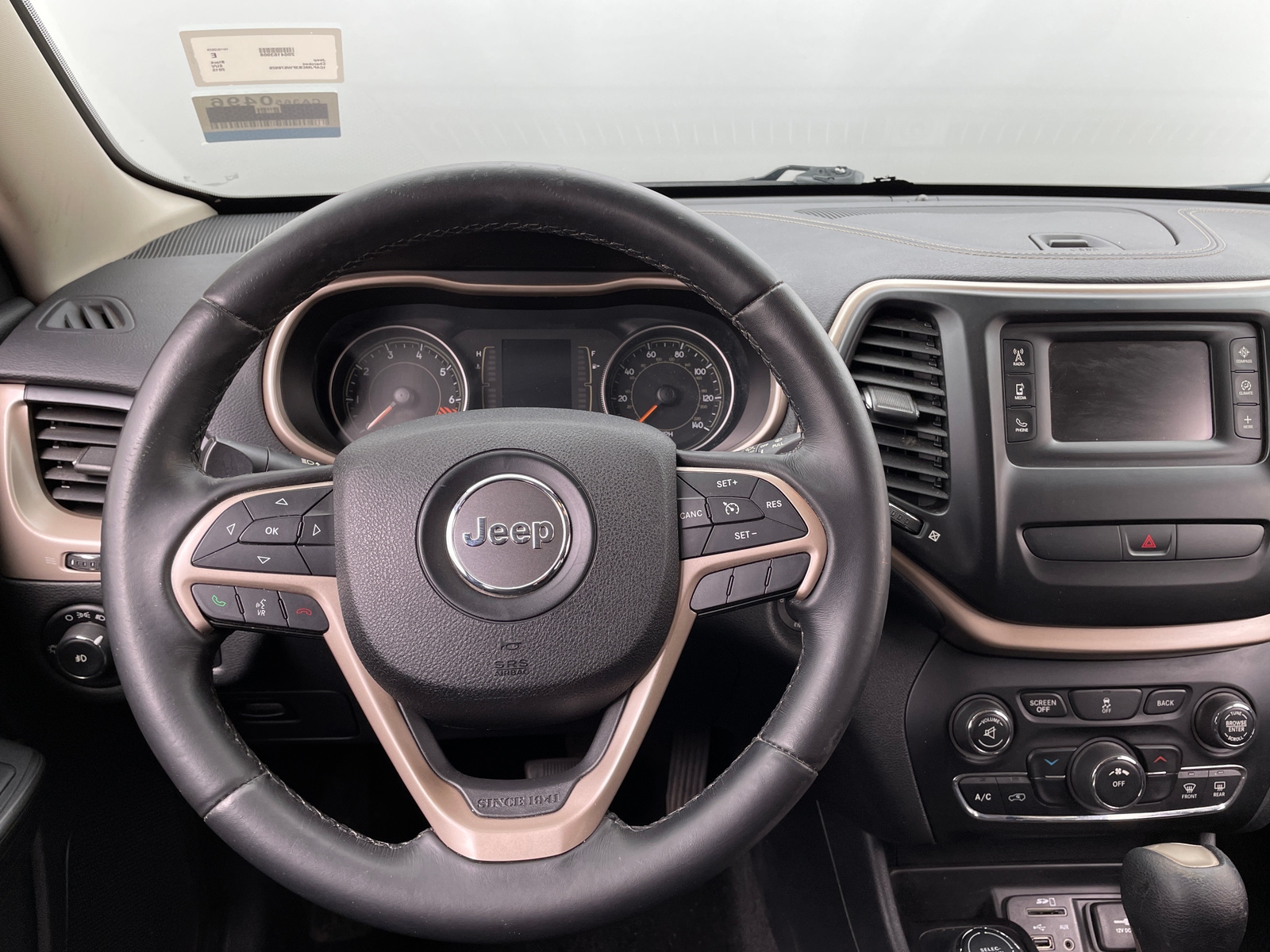 Thumbnail: 2015 Jeep Cherokee - 5