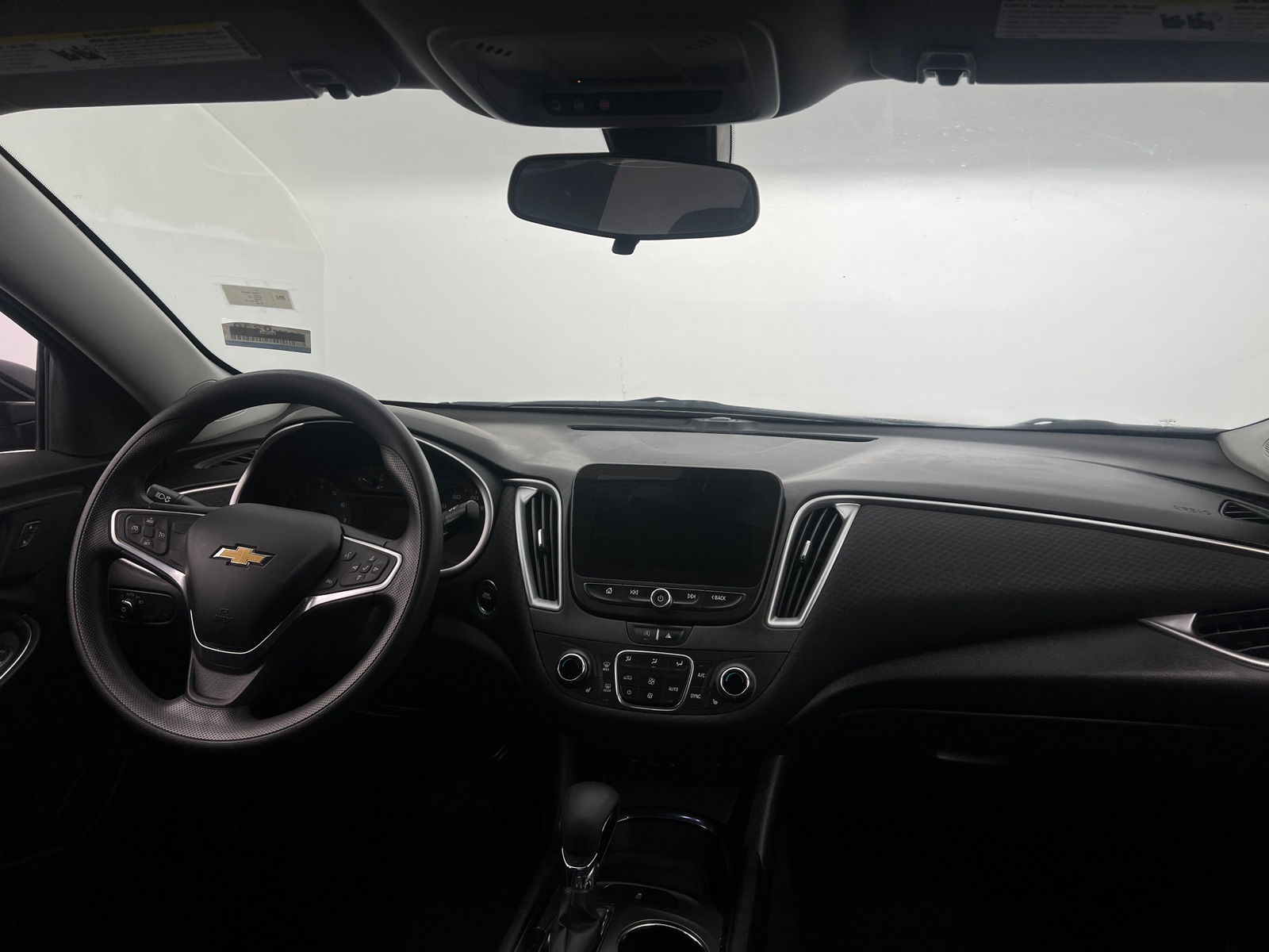 Thumbnail: 2022 Chevrolet Malibu - 3