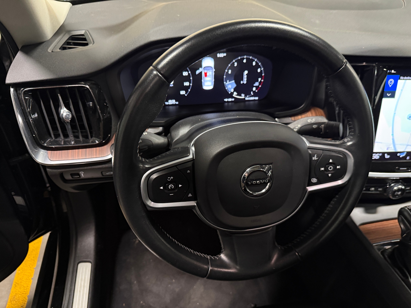 Thumbnail: 2021 Volvo S60 - 4