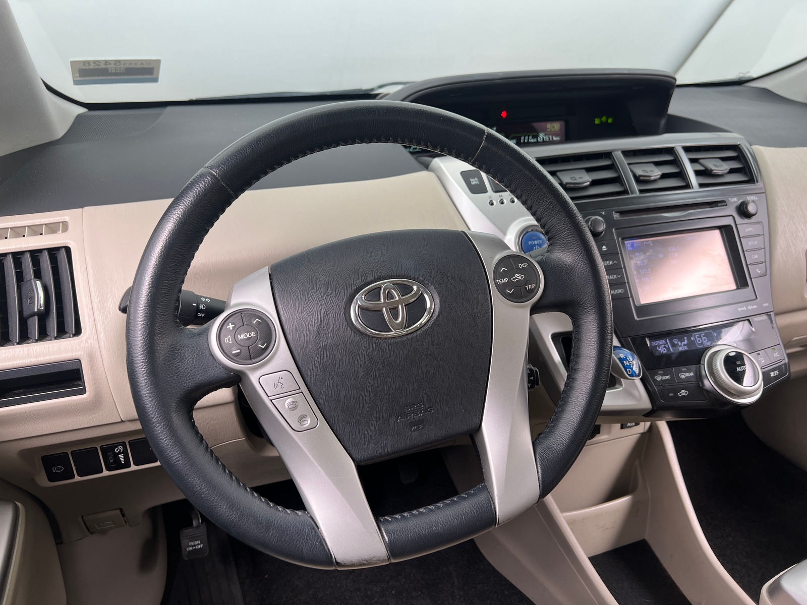 Thumbnail: 2013 Toyota Prius v - 5