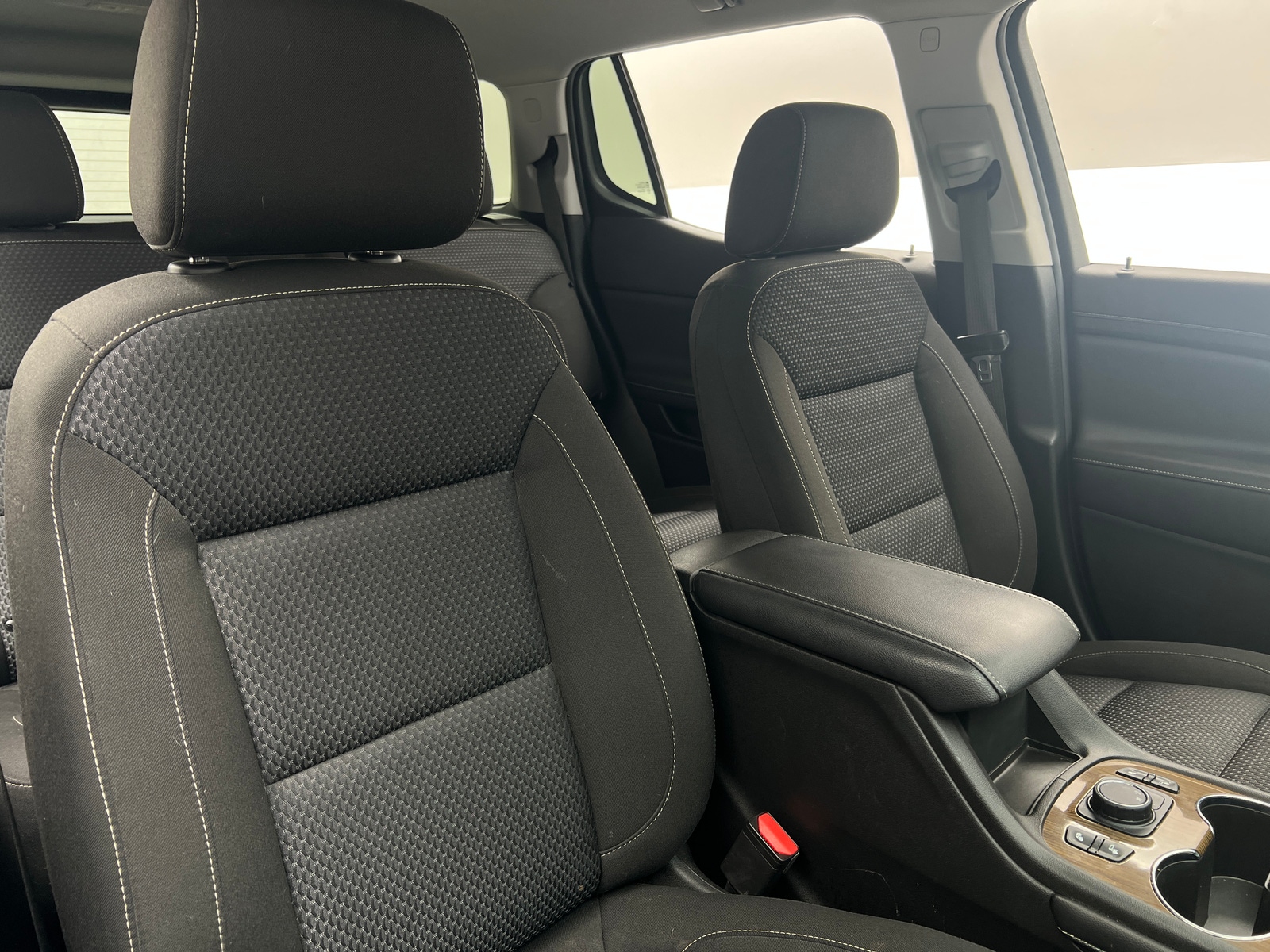 Thumbnail: 2022 GMC Acadia - 2