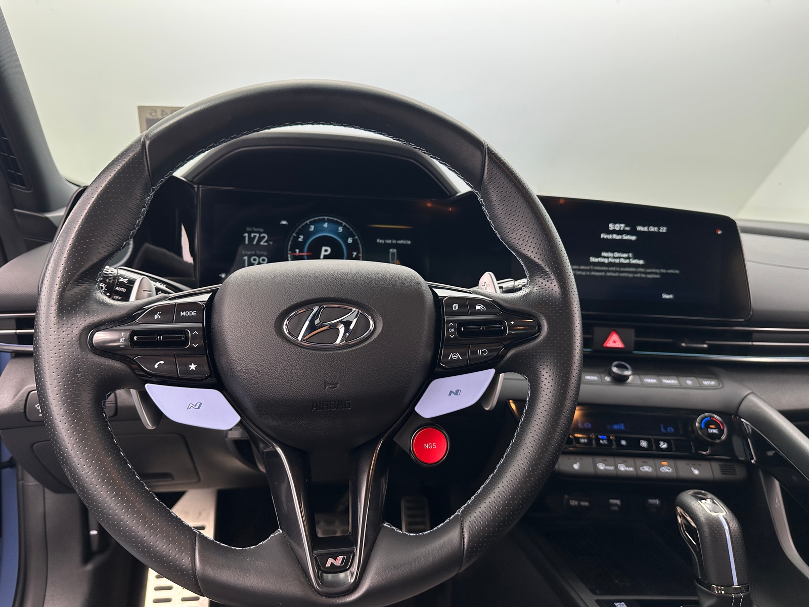 Thumbnail: 2022 Hyundai Elantra - 4