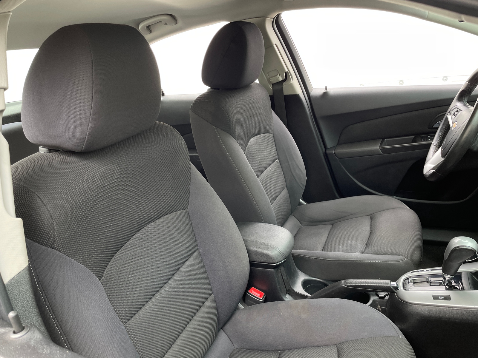 Thumbnail: 2014 Chevrolet Cruze - 2