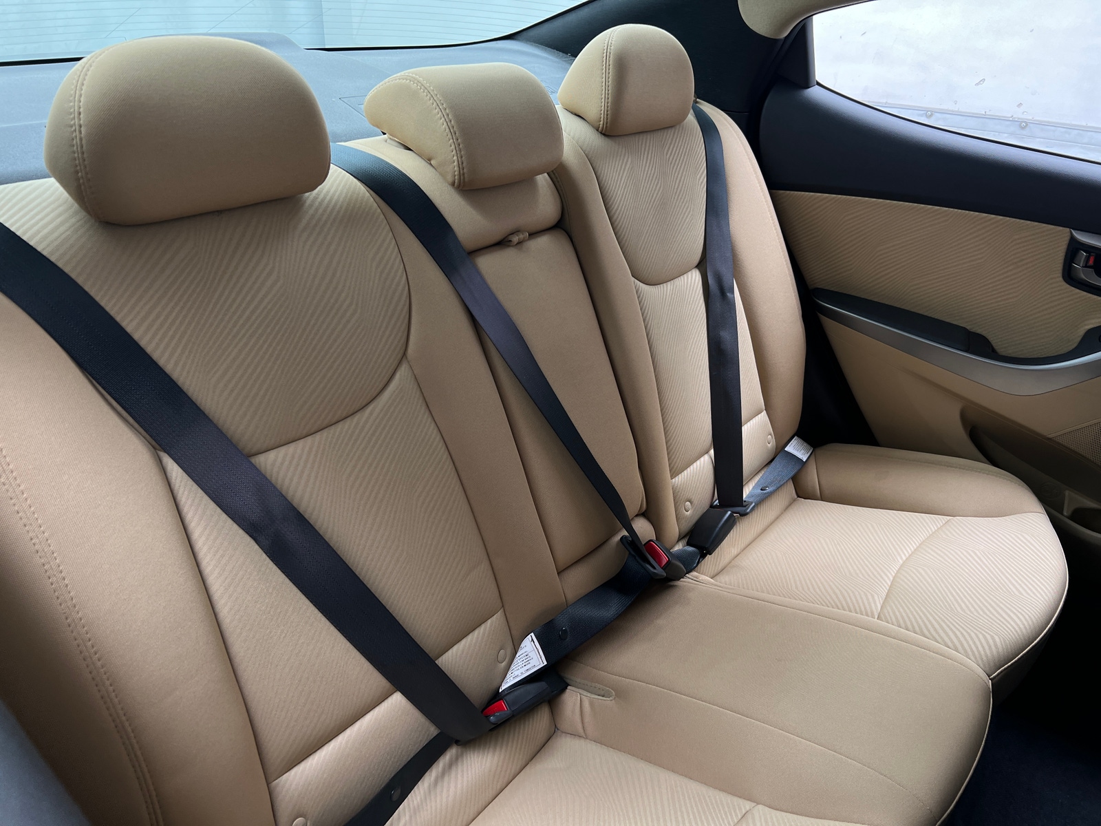 Thumbnail: 2013 Hyundai Elantra - 6