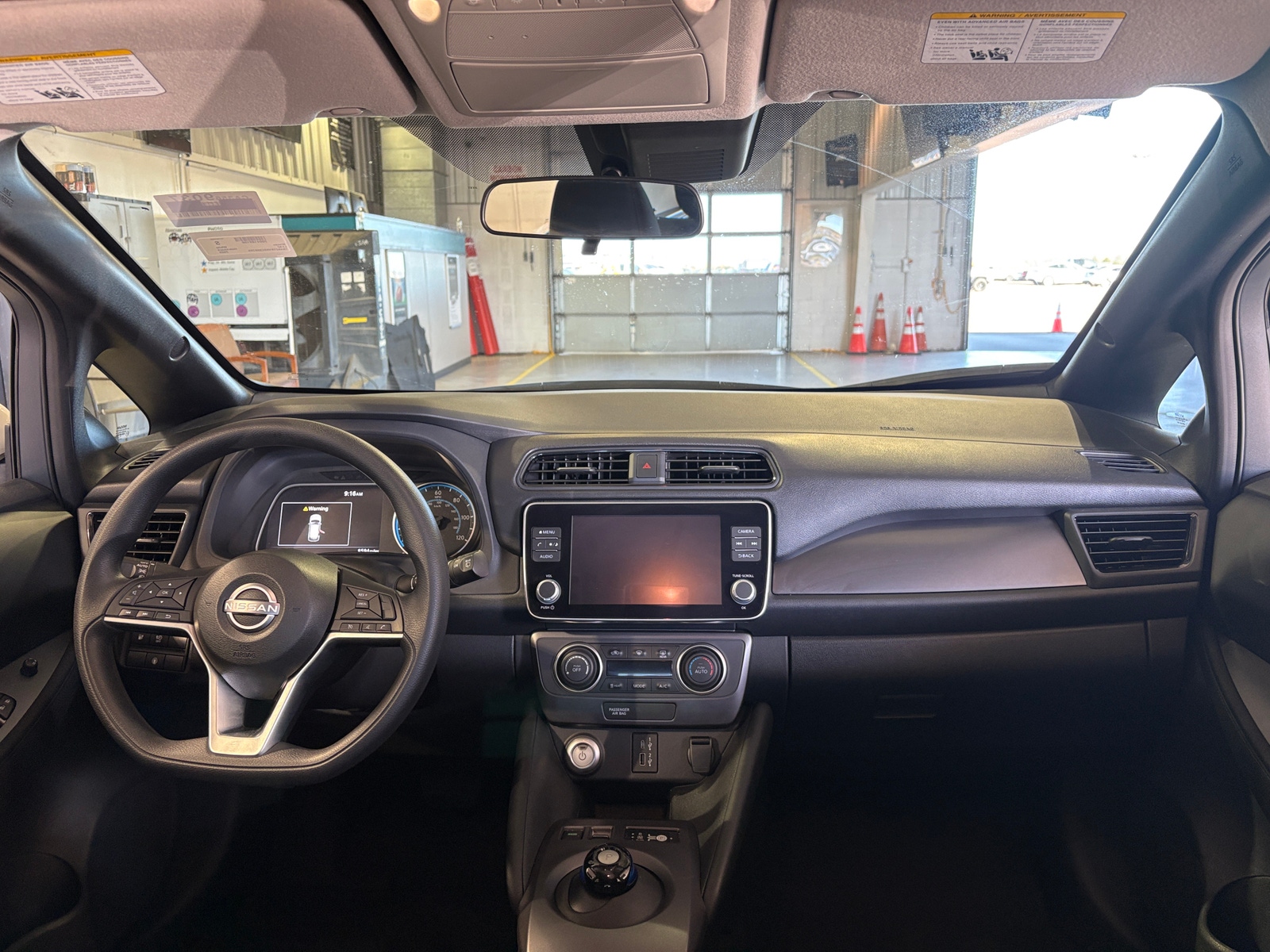 Thumbnail: 2025 Nissan Leaf - 3