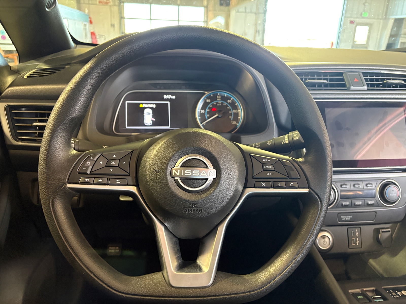 Thumbnail: 2025 Nissan Leaf - 5