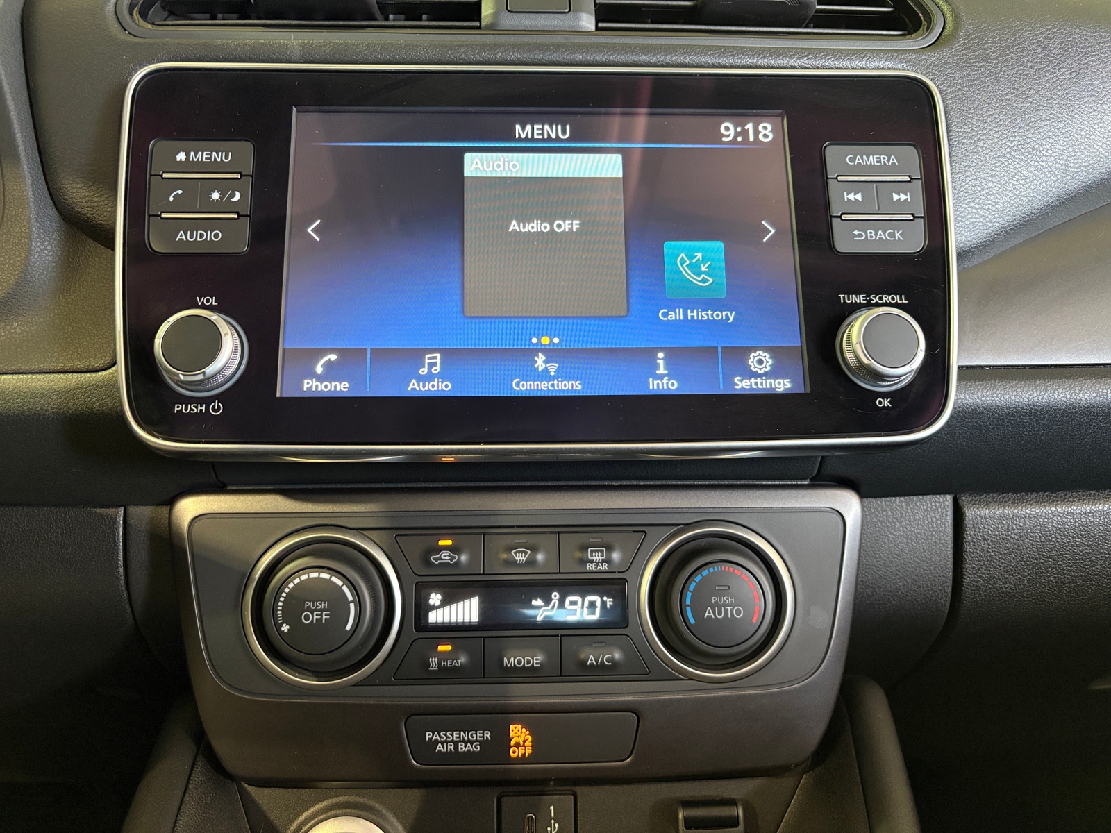 Thumbnail: 2025 Nissan Leaf - 4