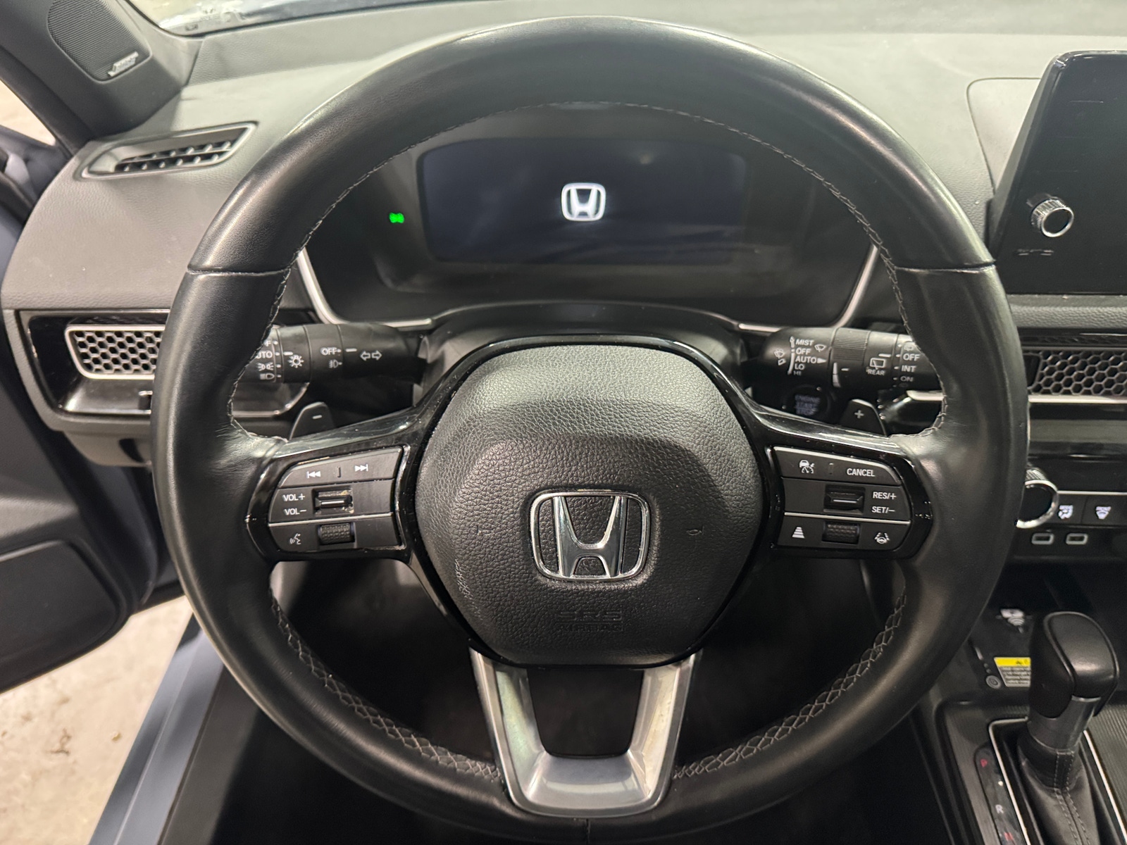 Thumbnail: 2023 Honda Civic - 4