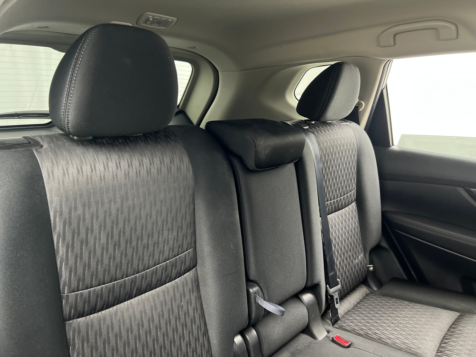 Thumbnail: 2018 Nissan Rogue - 6
