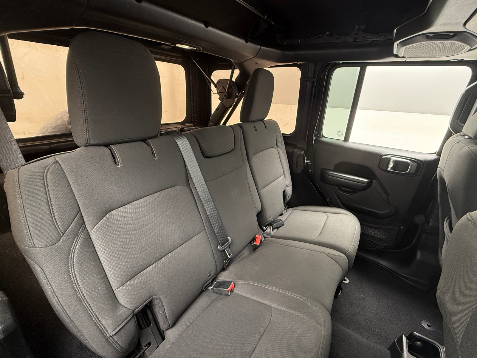 Thumbnail: 2018 Jeep Wrangler - 6