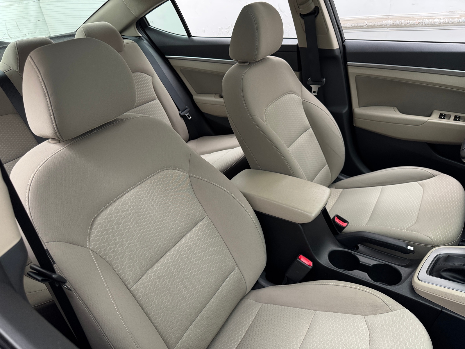 Thumbnail: 2019 Hyundai Elantra - 2