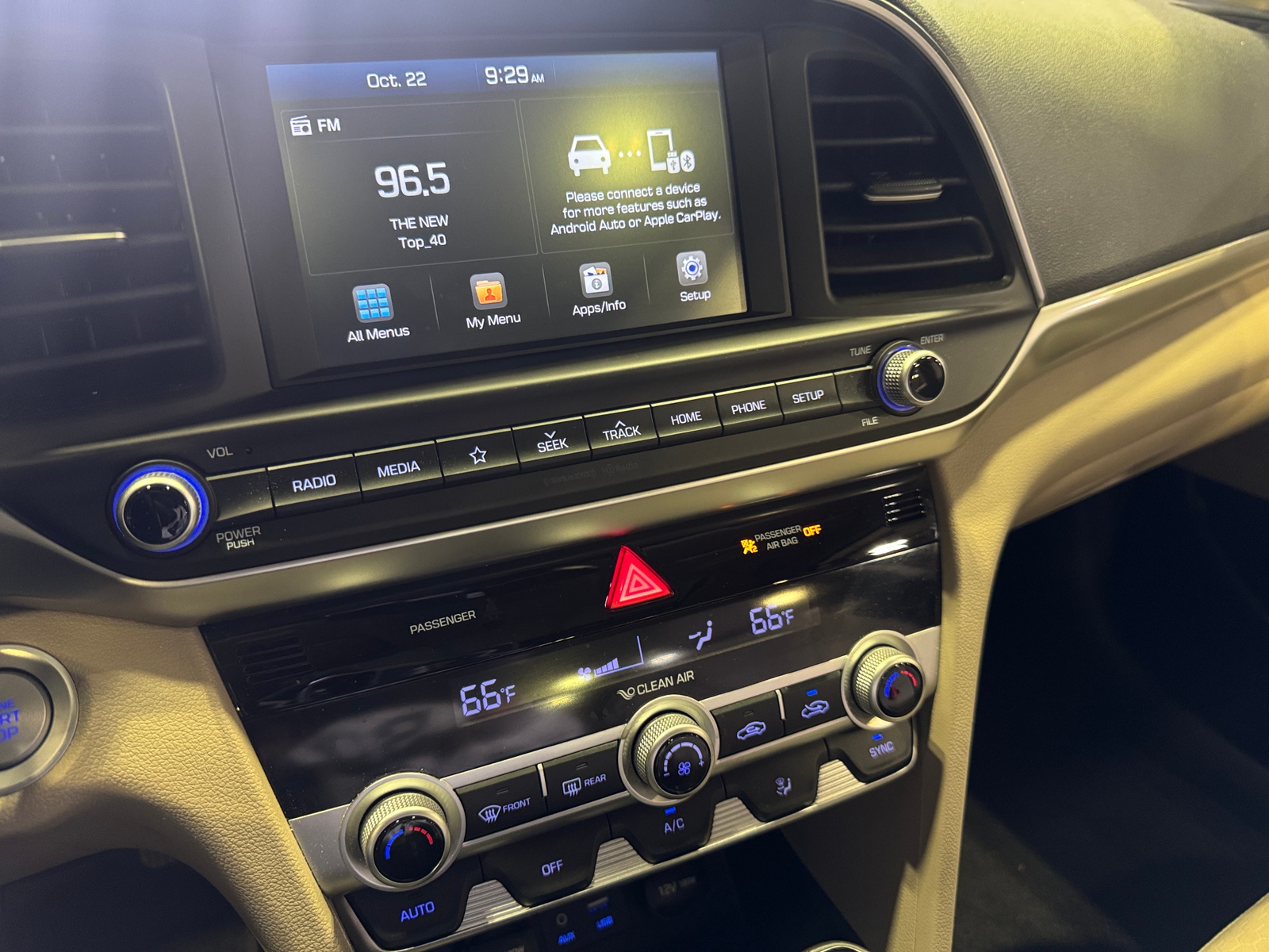 Thumbnail: 2019 Hyundai Elantra - 4