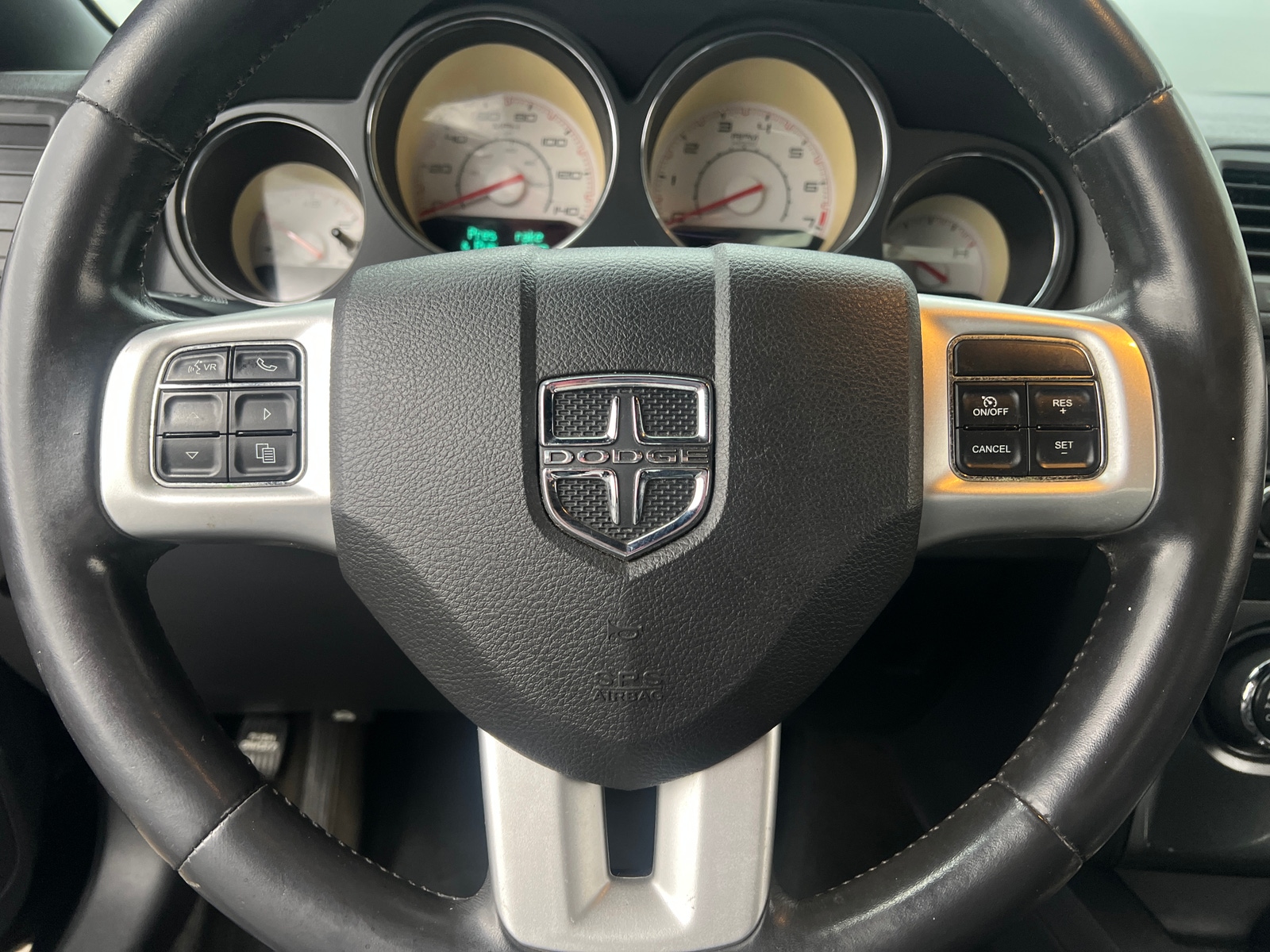 Thumbnail: 2013 Dodge Challenger - 4