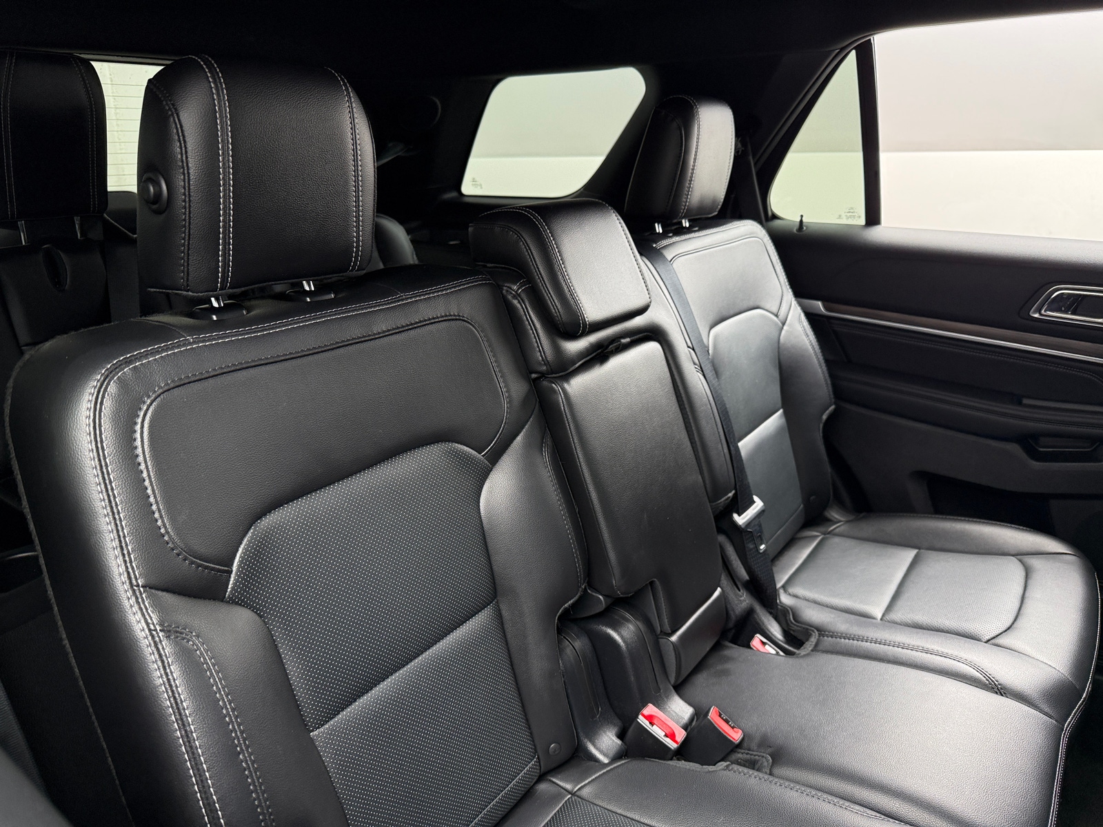 Thumbnail: 2017 Ford Explorer - 5