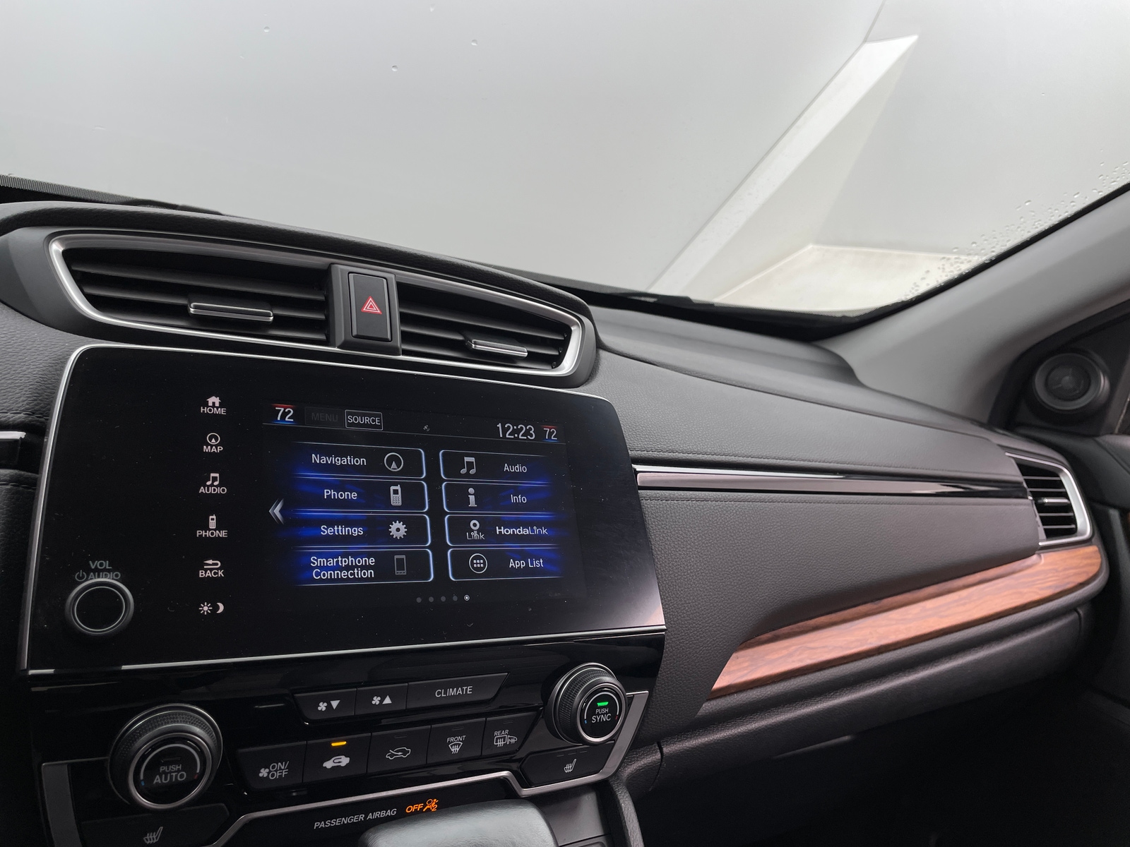 Thumbnail: 2018 Honda CR-V - 3
