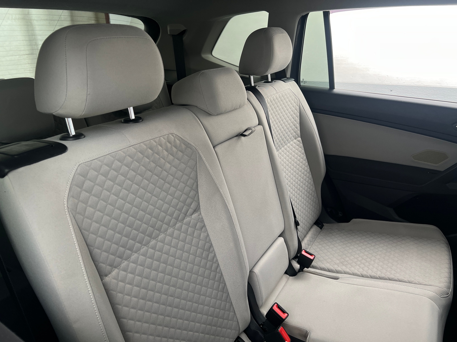 Thumbnail: 2021 Volkswagen Tiguan - 6