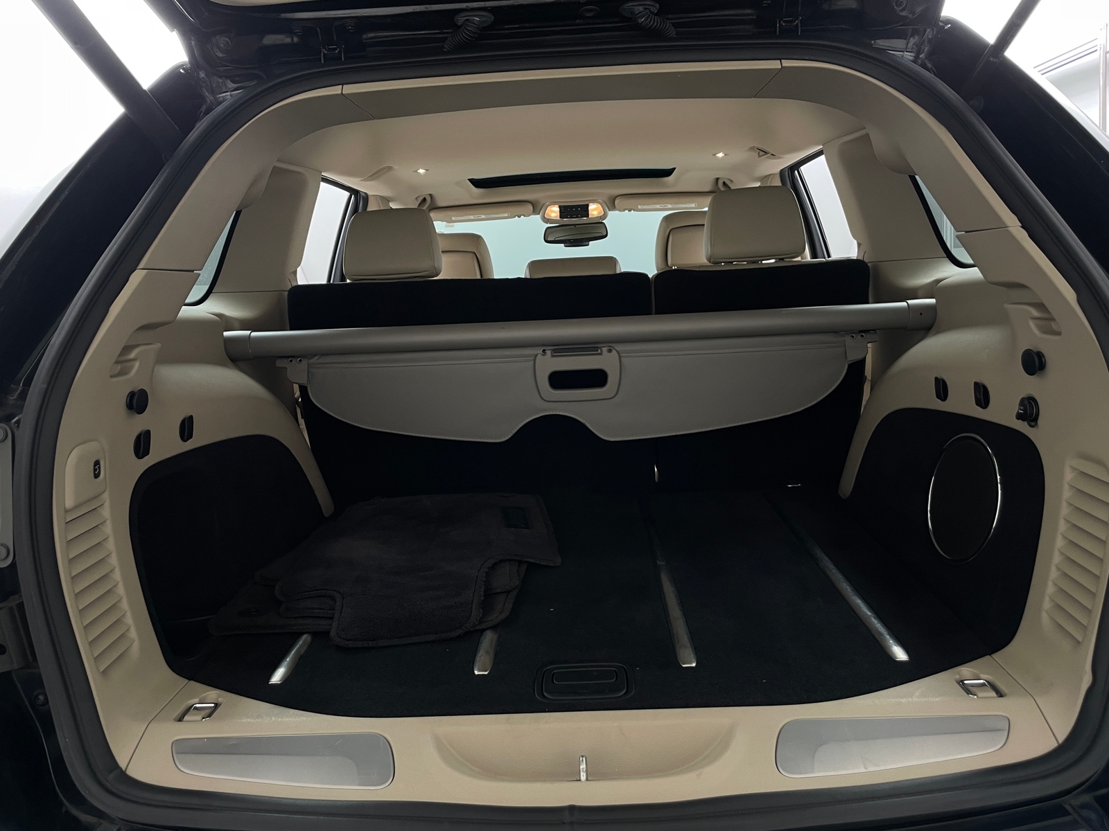 Thumbnail: 2016 Jeep Grand Cherokee - 6