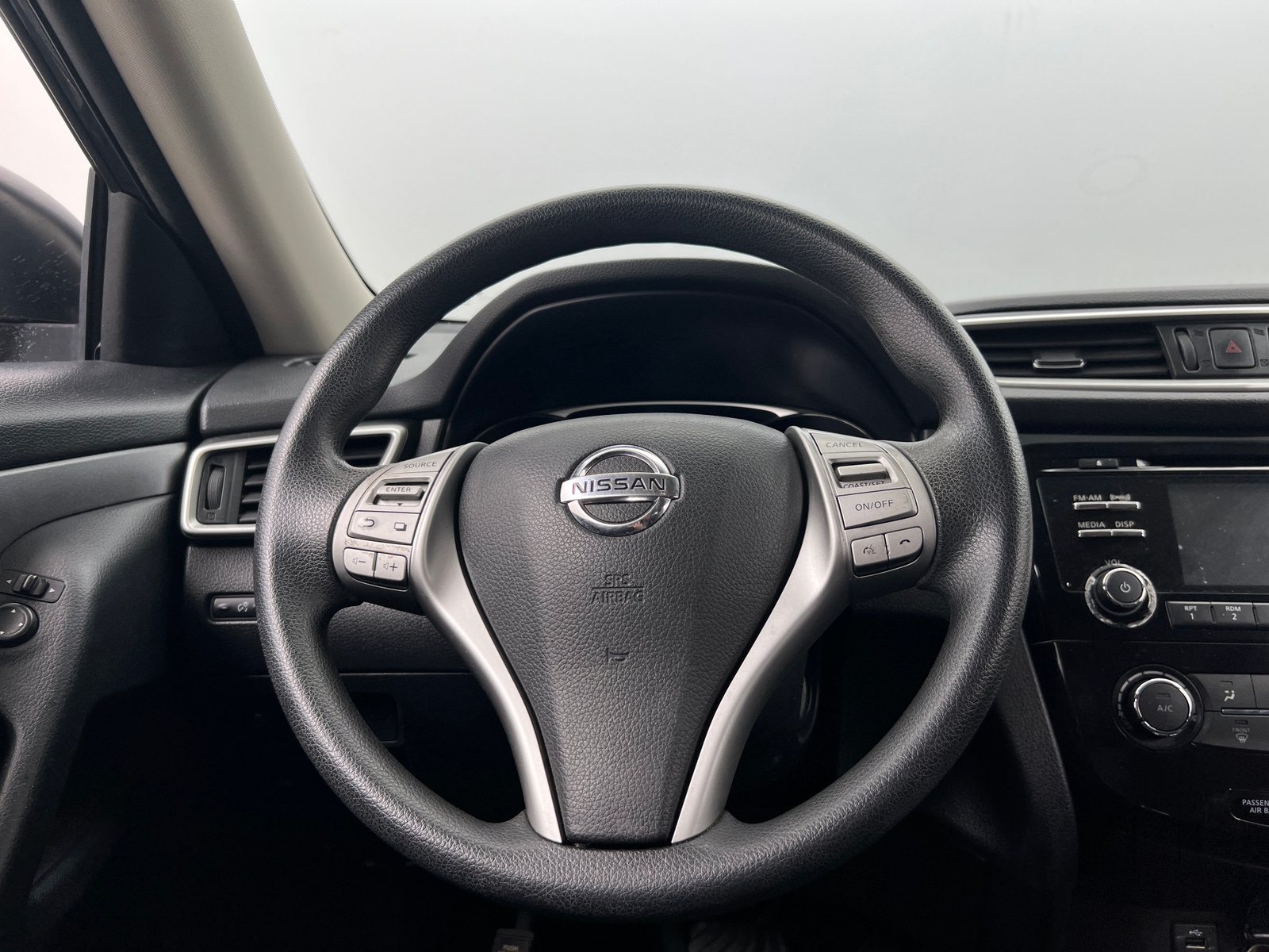 Thumbnail: 2016 Nissan Rogue - 5