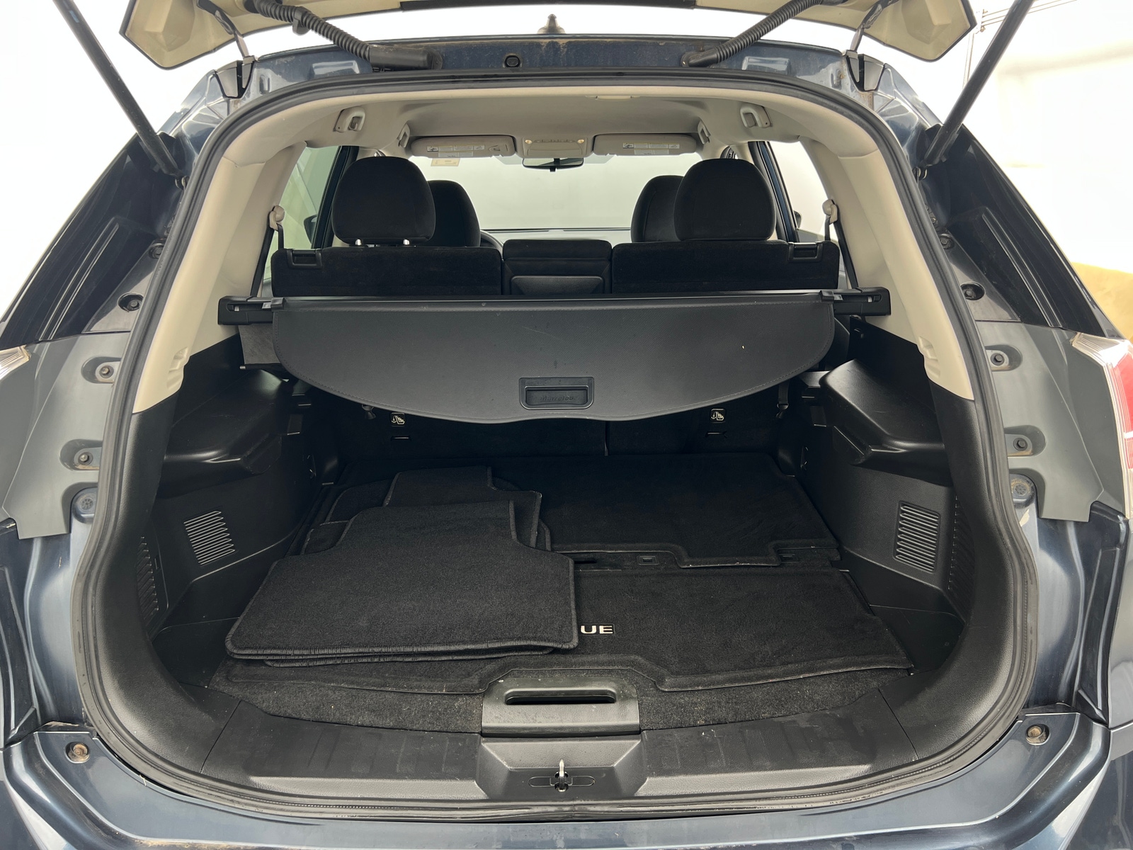 Thumbnail: 2016 Nissan Rogue - 7