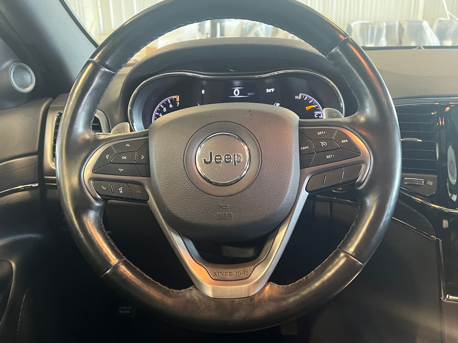 Thumbnail: 2020 Jeep Grand Cherokee - 4