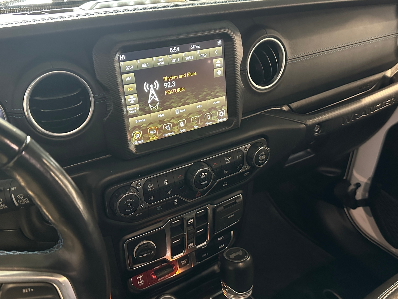 Thumbnail: 2022 Jeep Wrangler - 4