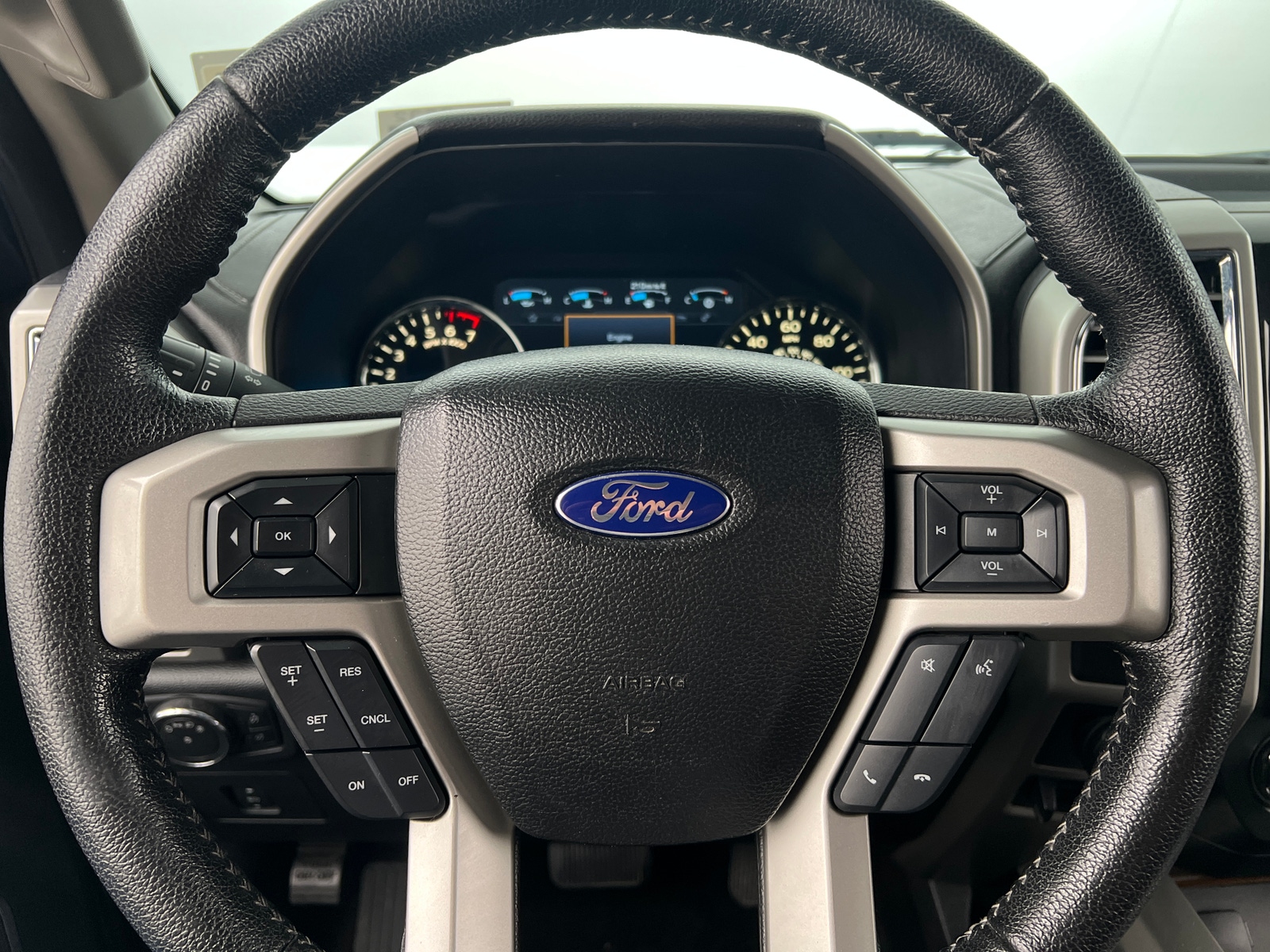 Thumbnail: 2016 Ford Econoline - 4