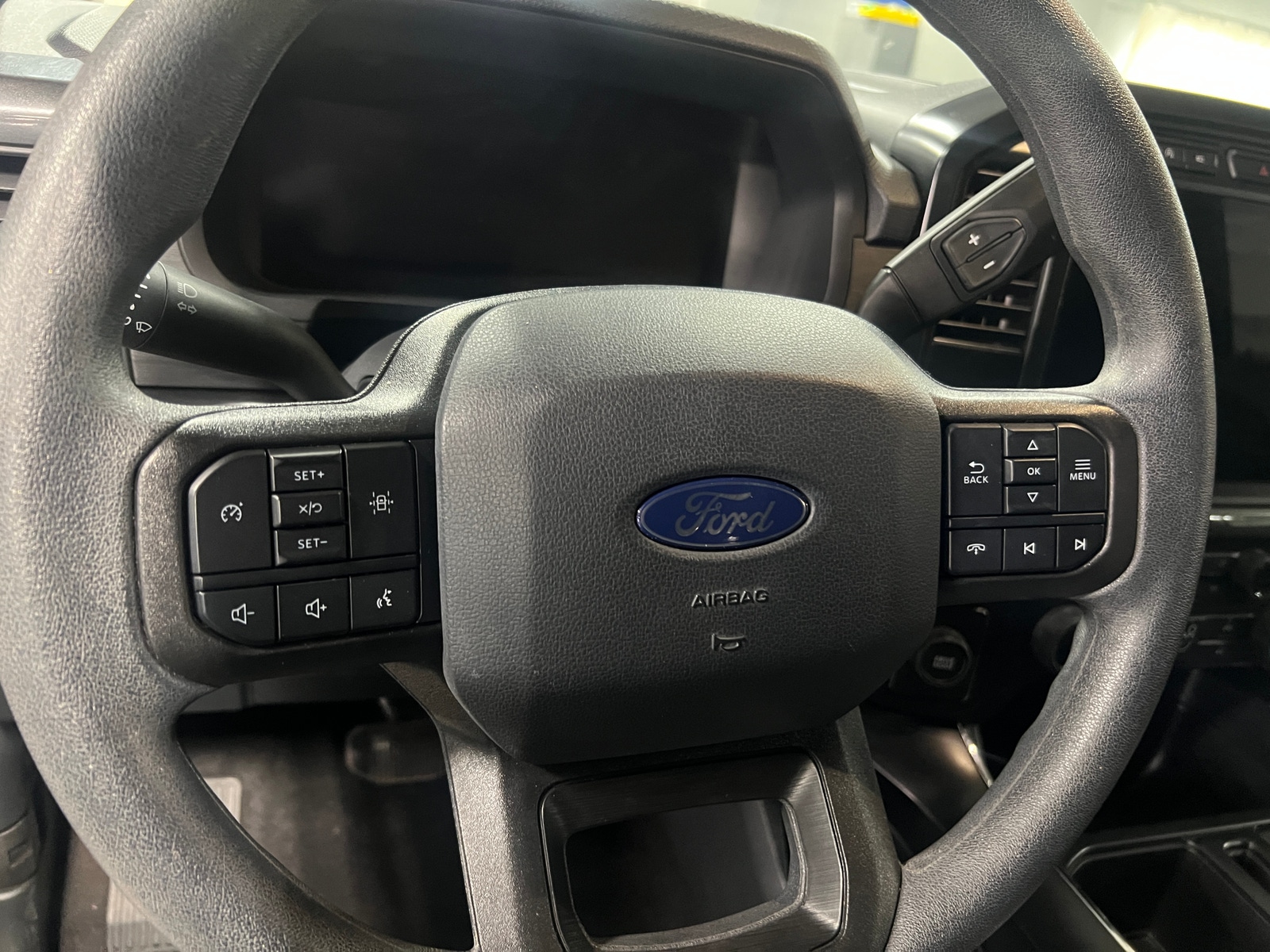 Thumbnail: 2024 Ford Econoline - 5
